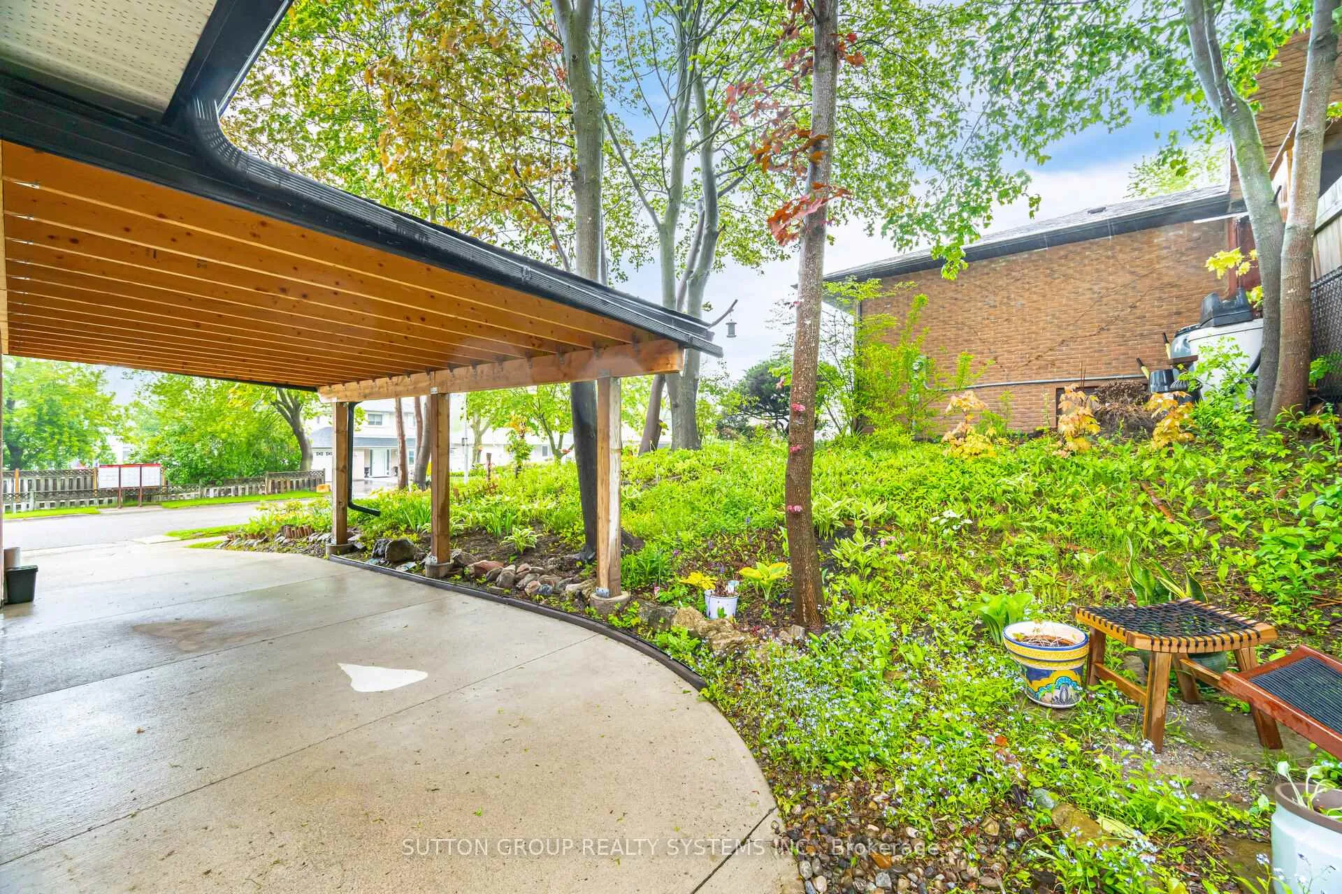 Photo 49 of 175 Connaught Crescent, Caledon, Bolton West — HOMEH