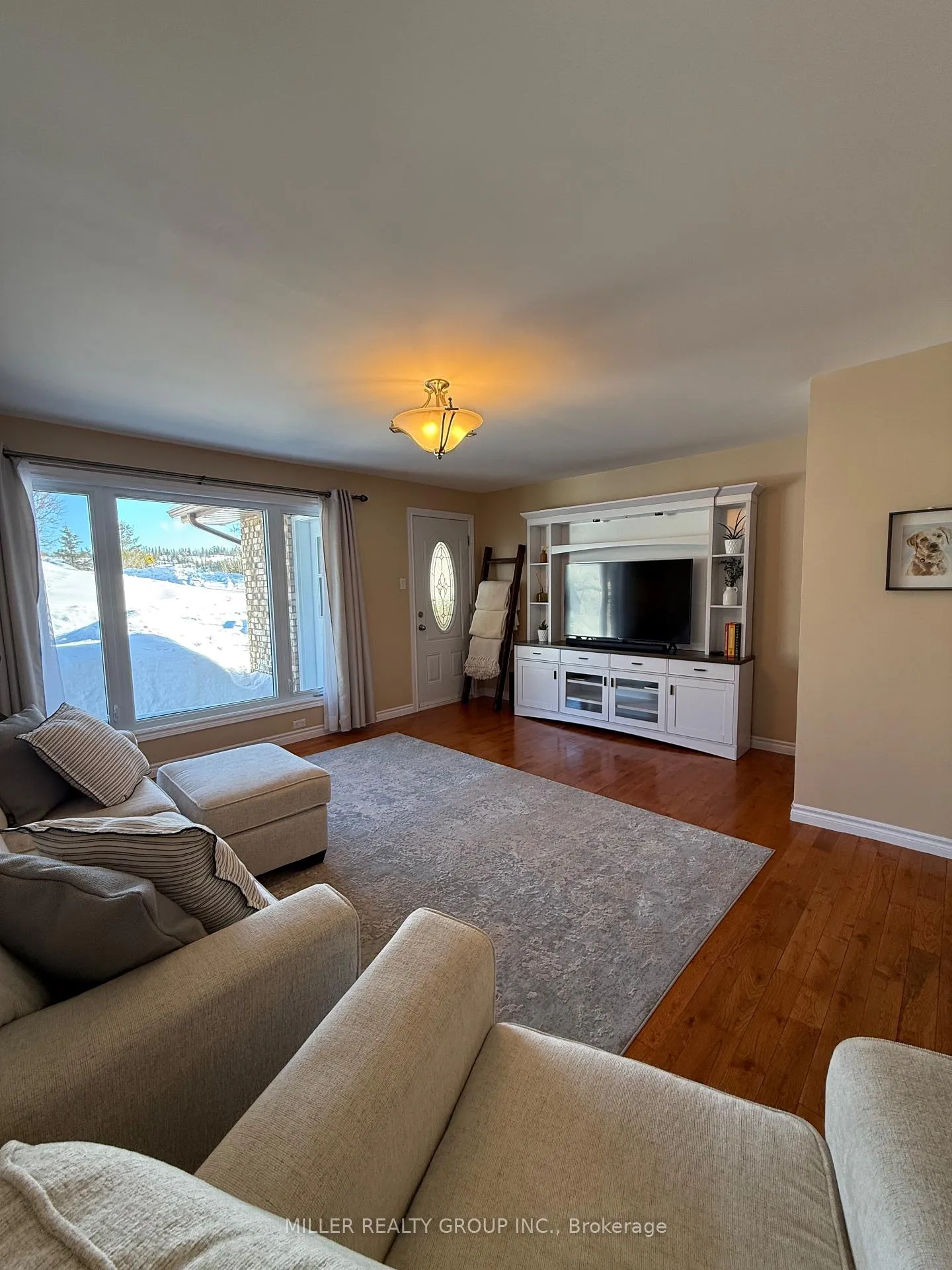 Photo 5 of 2 Lower Helen Street, Cobalt — HOMEH