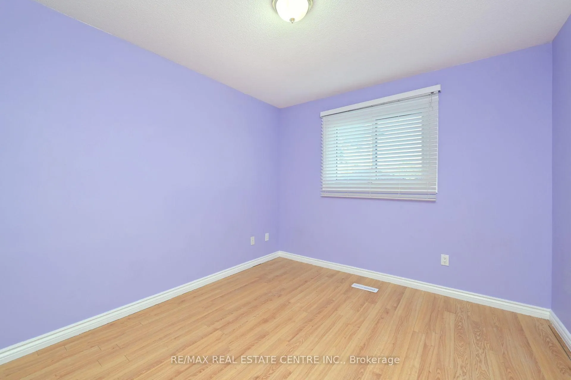 Photo 22 of 63 Candy Crescent, Brampton, Northwood Park — HOMEH