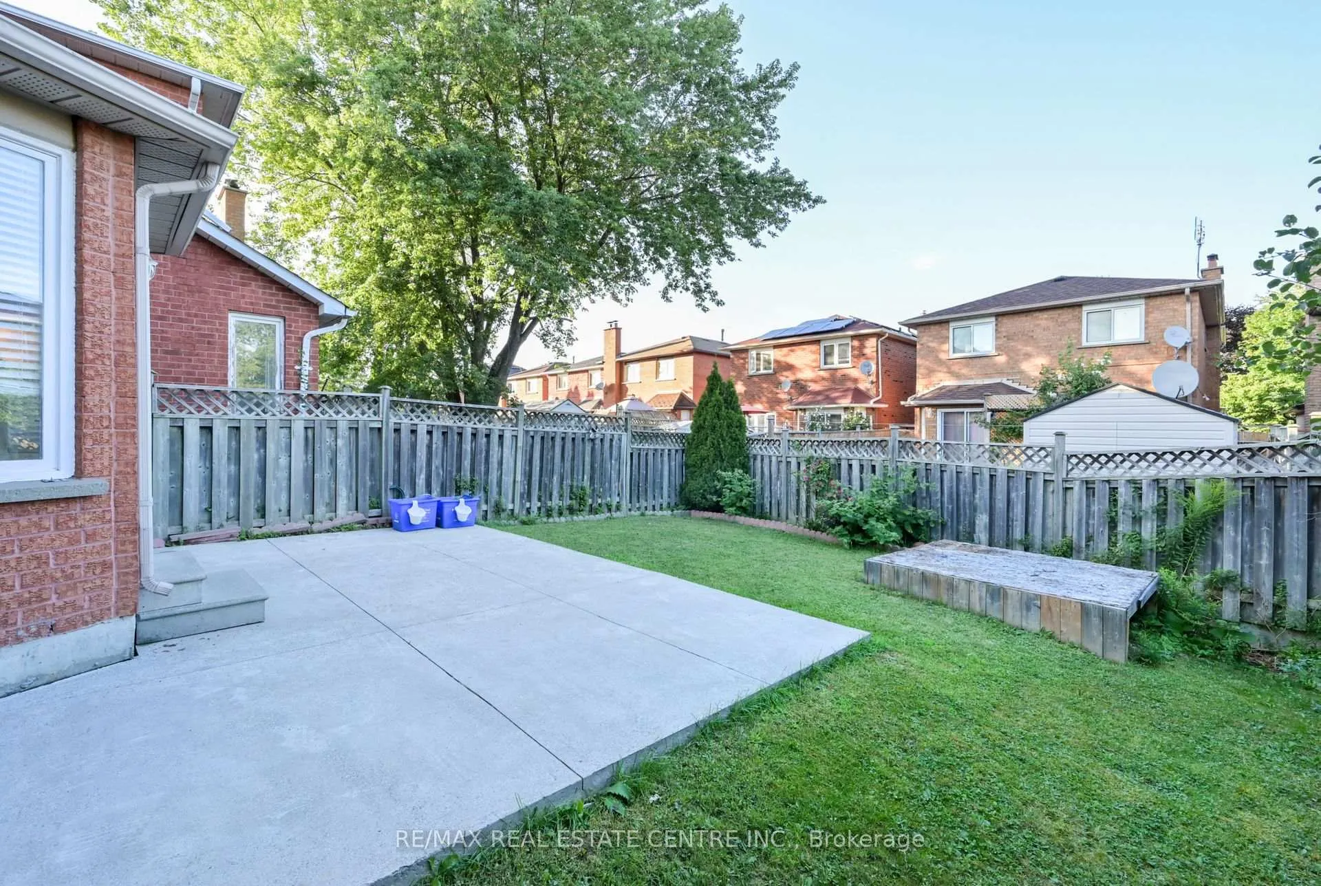 Photo 33 of 63 Candy Crescent, Brampton, Northwood Park — HOMEH