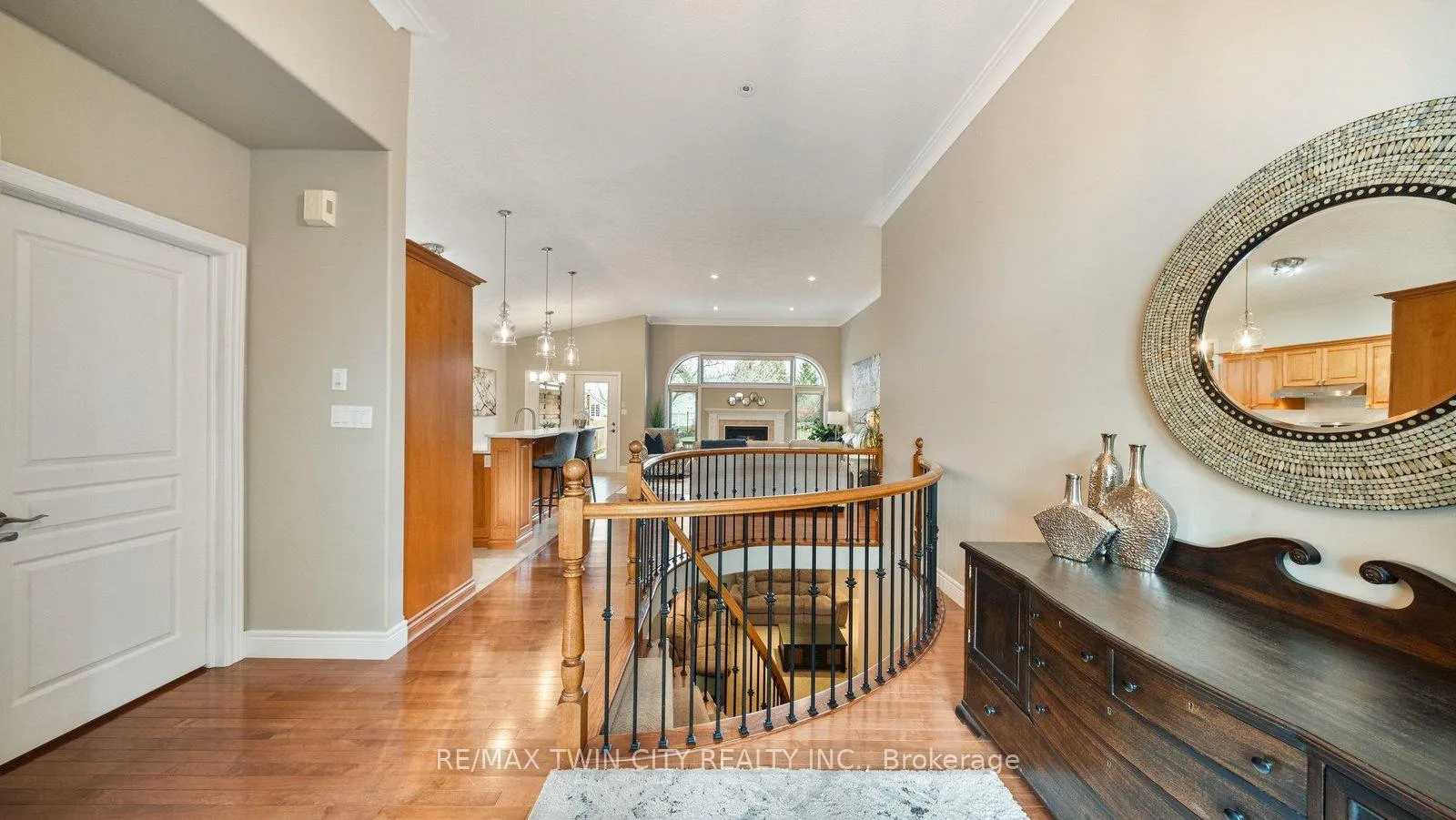 Photo 6 of 35 Long Lane, Brant, Paris — HOMEH