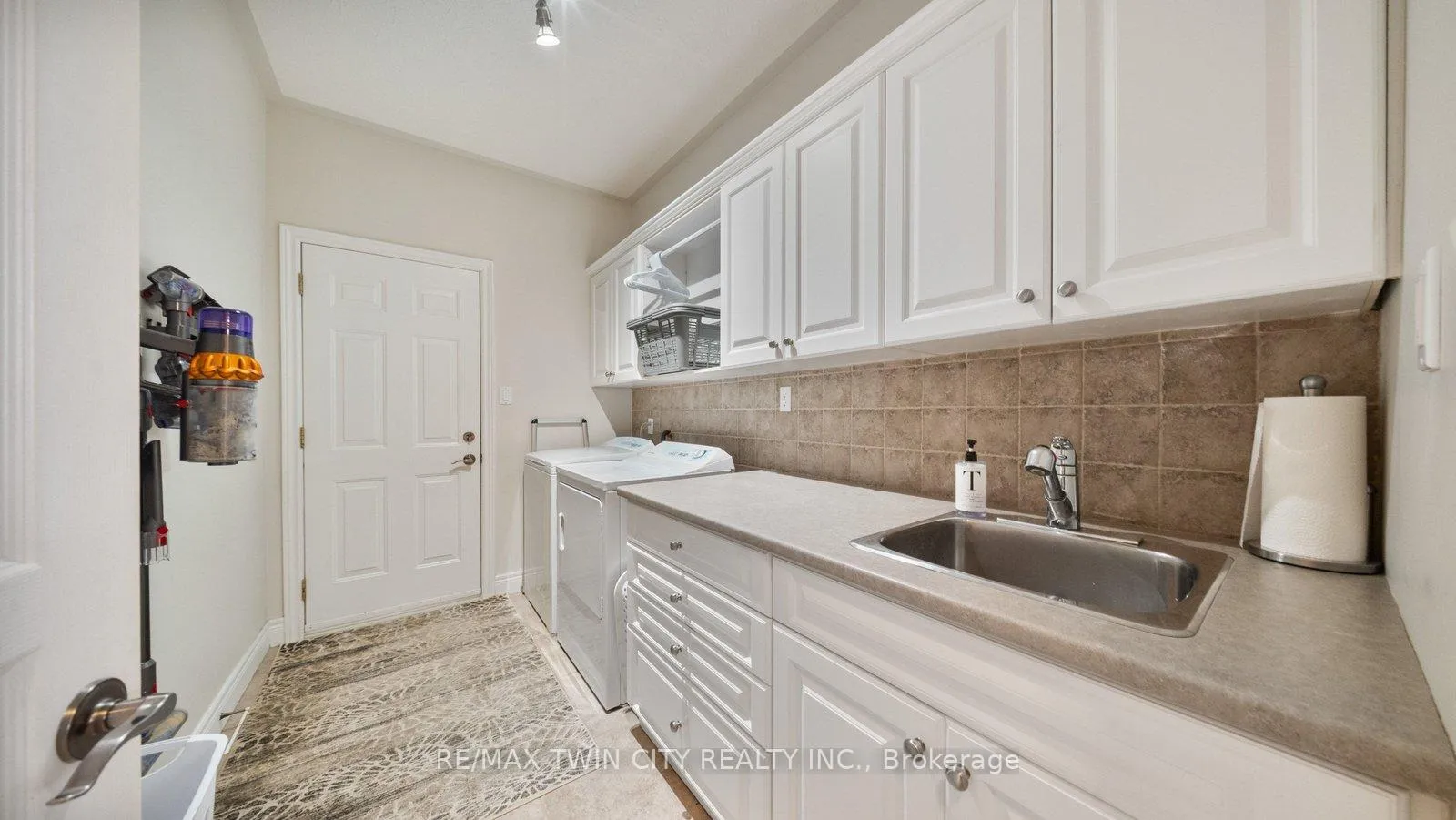 Photo 21 of 35 Long Lane, Brant, Paris — HOMEH