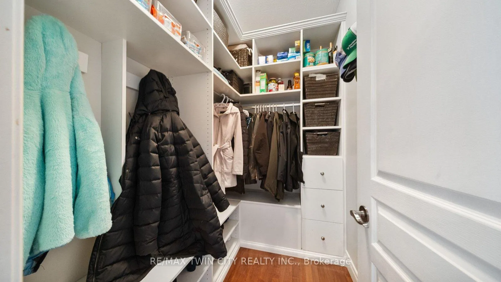 Photo 23 of 35 Long Lane, Brant, Paris — HOMEH