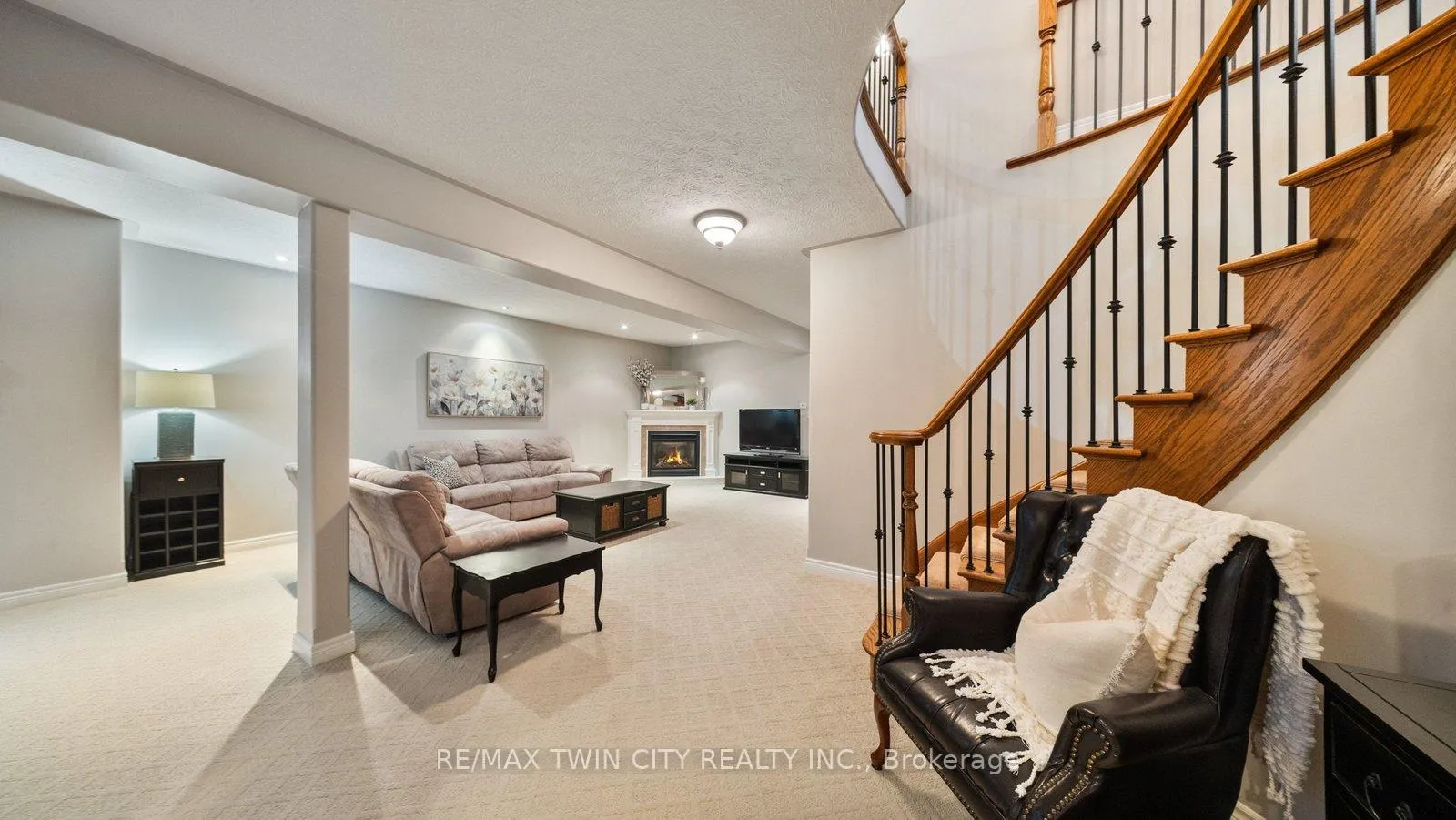 Photo 30 of 35 Long Lane, Brant, Paris — HOMEH