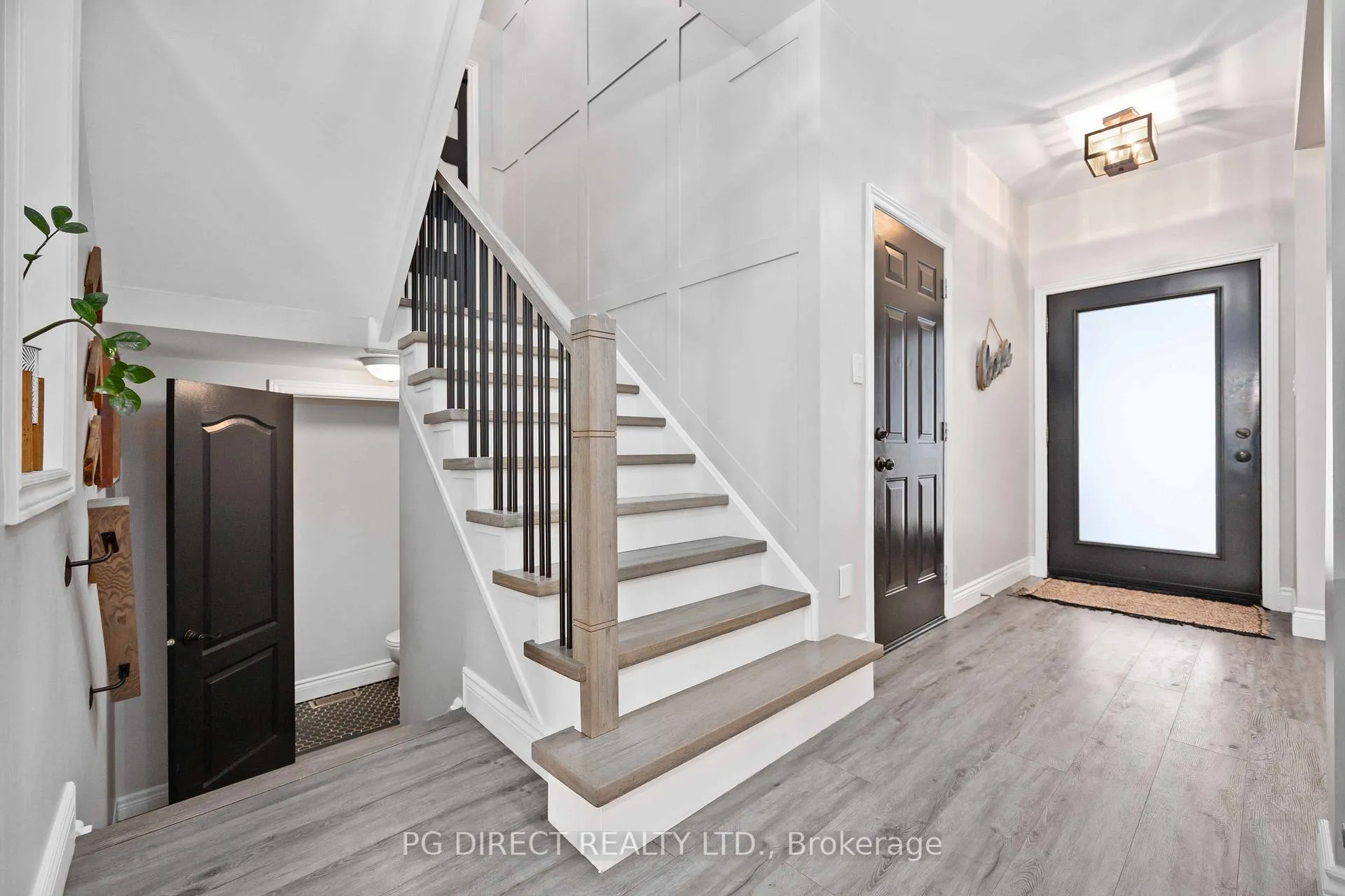 Photo 9 of 62 Kenilworth Crescent, Whitby, Brooklin — HOMEH
