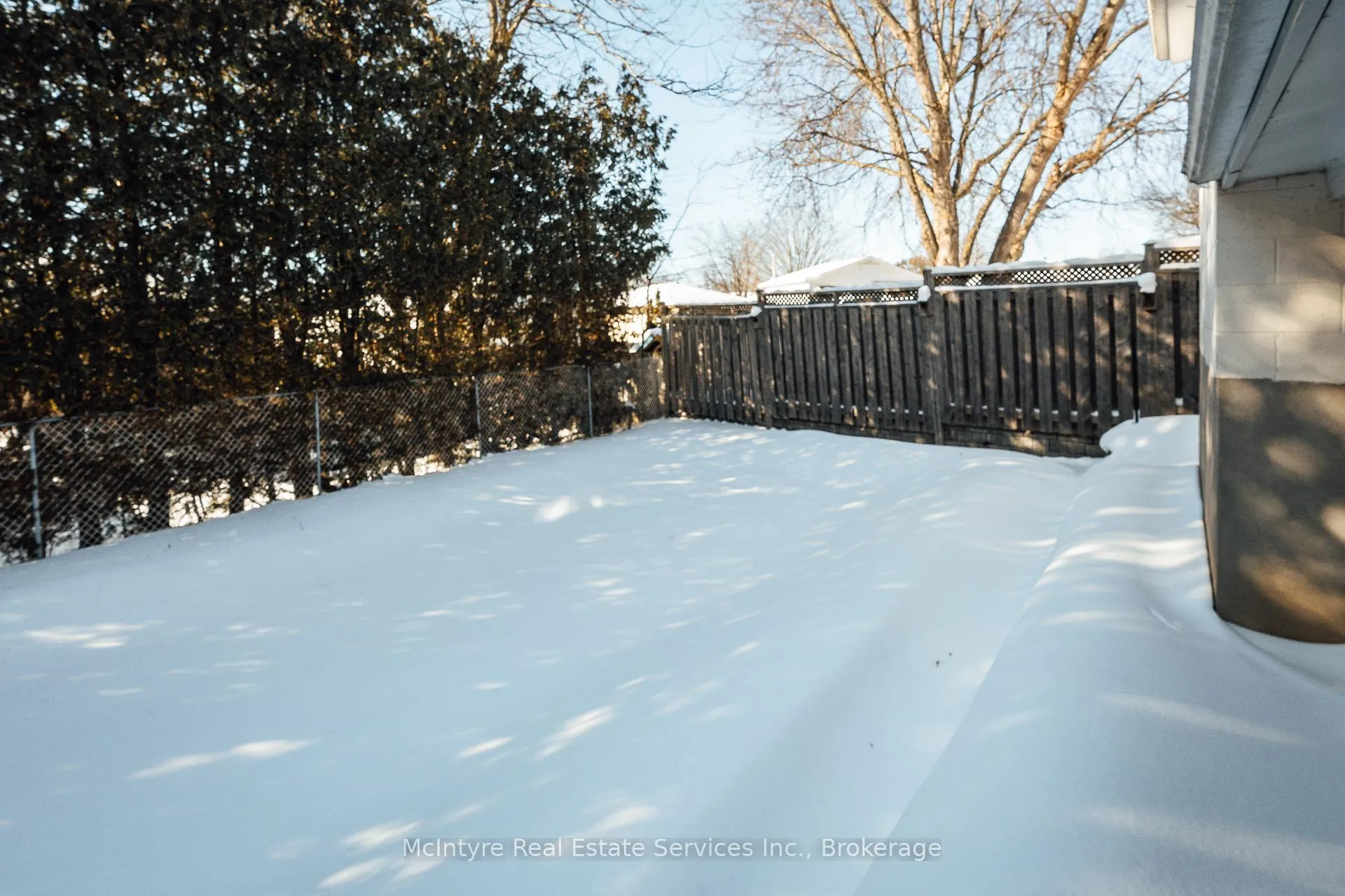Photo 7 of 190 Broken Oak Crescent, Kitchener — HOMEH