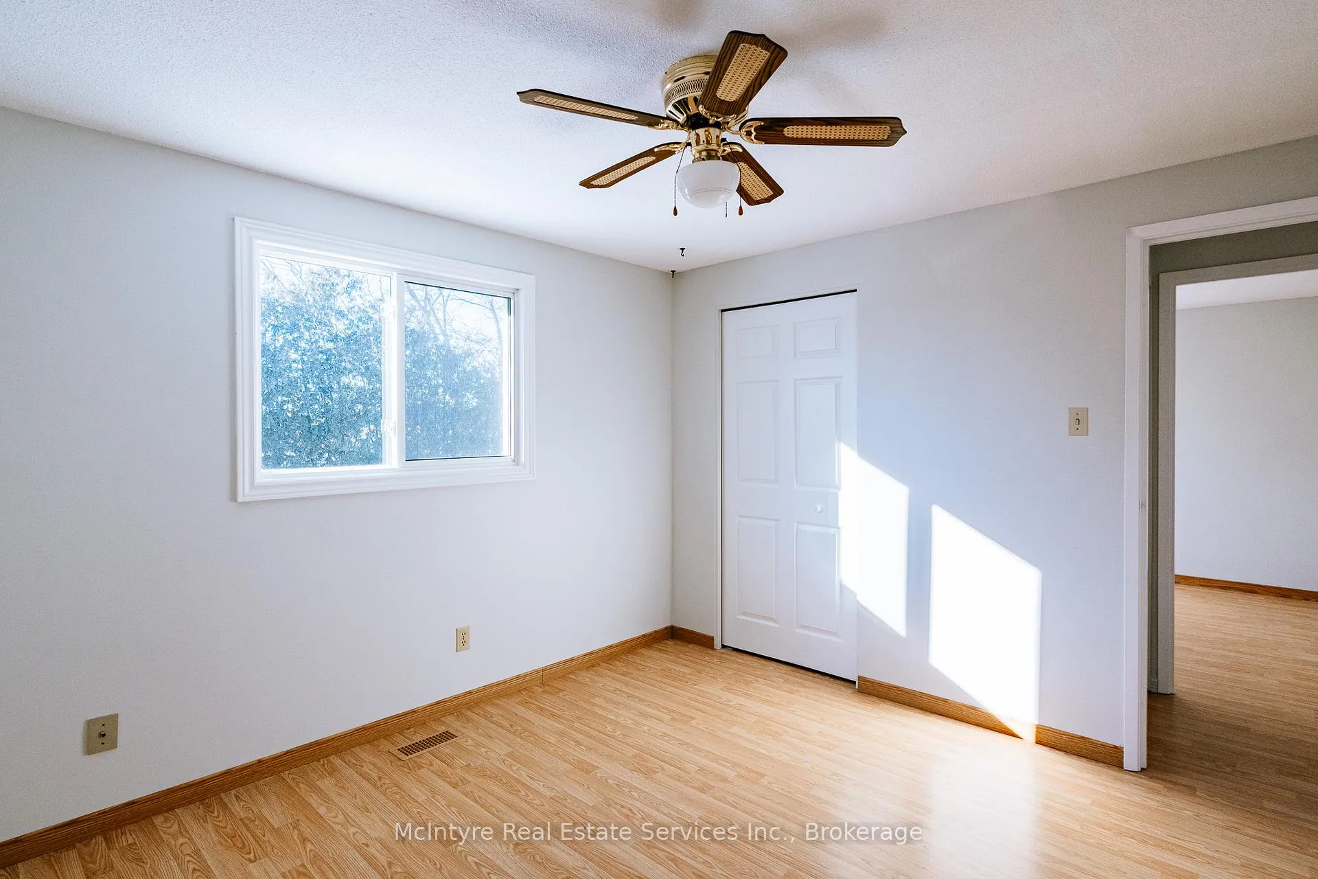 Photo 31 of 190 Broken Oak Crescent, Kitchener — HOMEH
