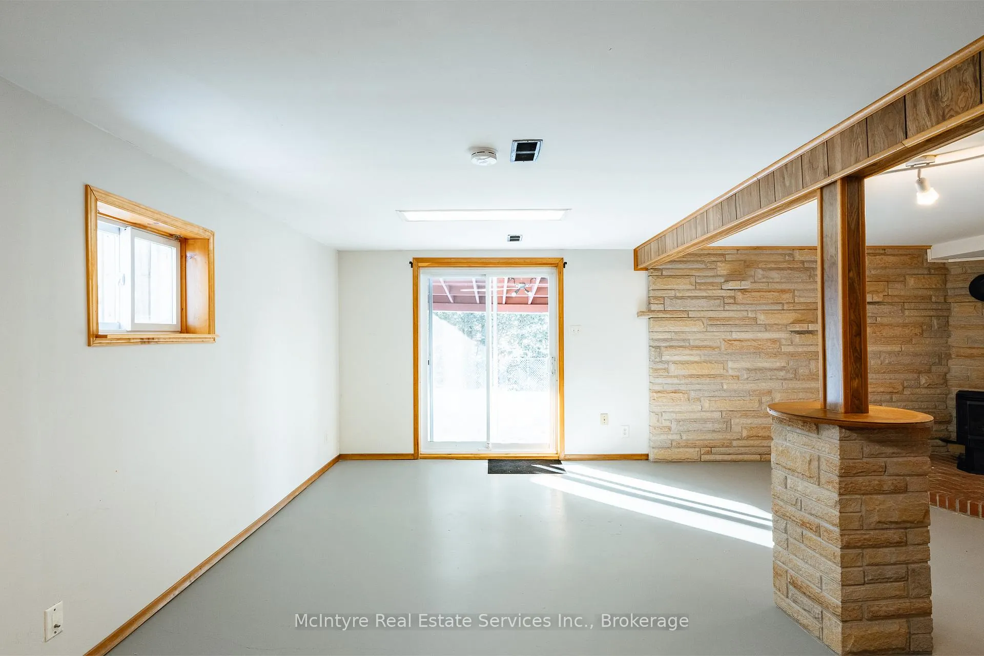 Photo 36 of 190 Broken Oak Crescent, Kitchener — HOMEH