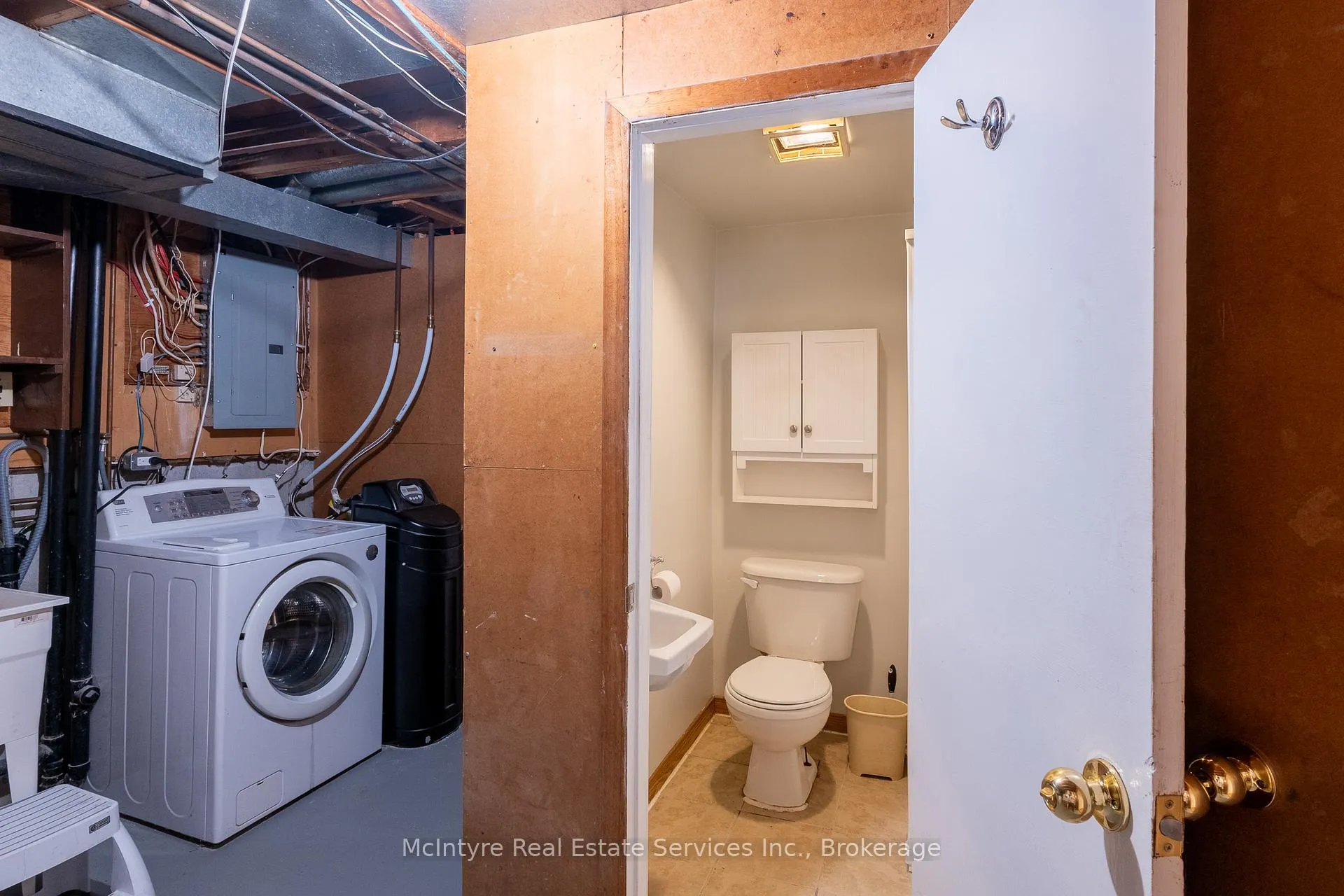 Photo 42 of 190 Broken Oak Crescent, Kitchener — HOMEH