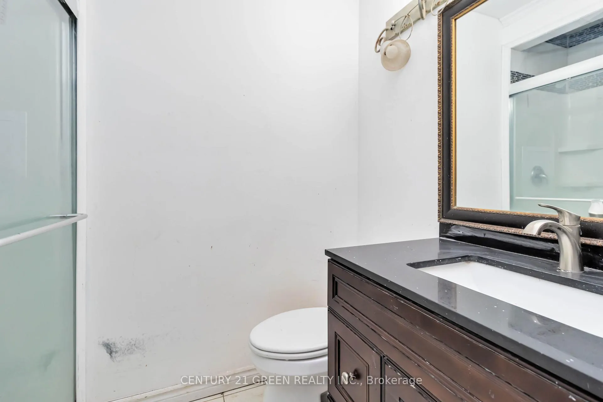 Photo 18 of 26 Milford Crescent, Brampton, Central Park — HOMEH