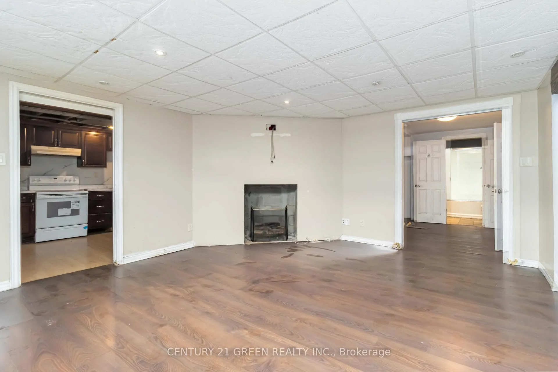 Photo 24 of 26 Milford Crescent, Brampton, Central Park — HOMEH