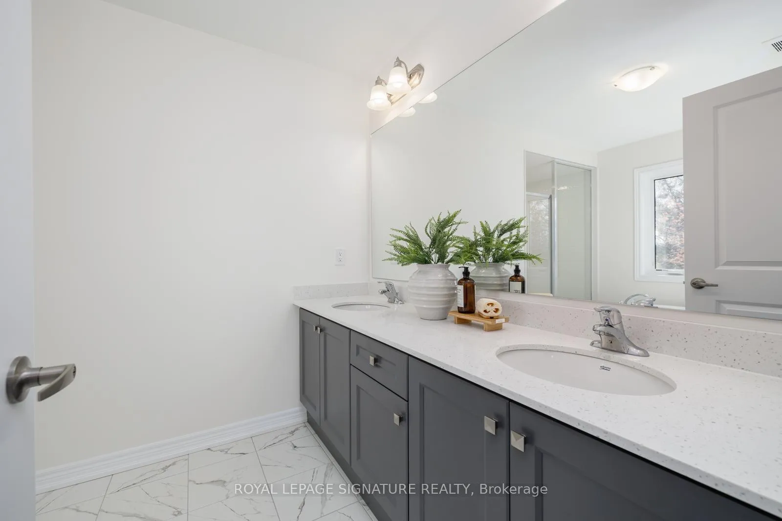 Photo 18 of 296 Broadacre Drive, Kitchener — HOMEH