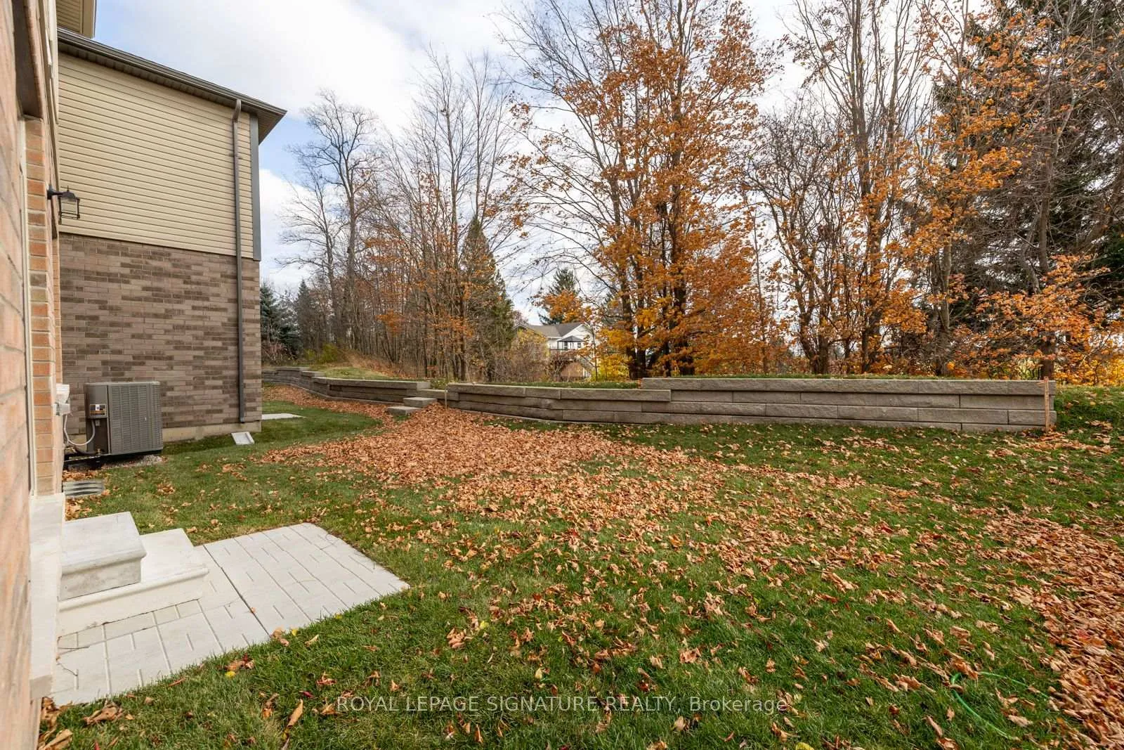 Photo 36 of 296 Broadacre Drive, Kitchener — HOMEH