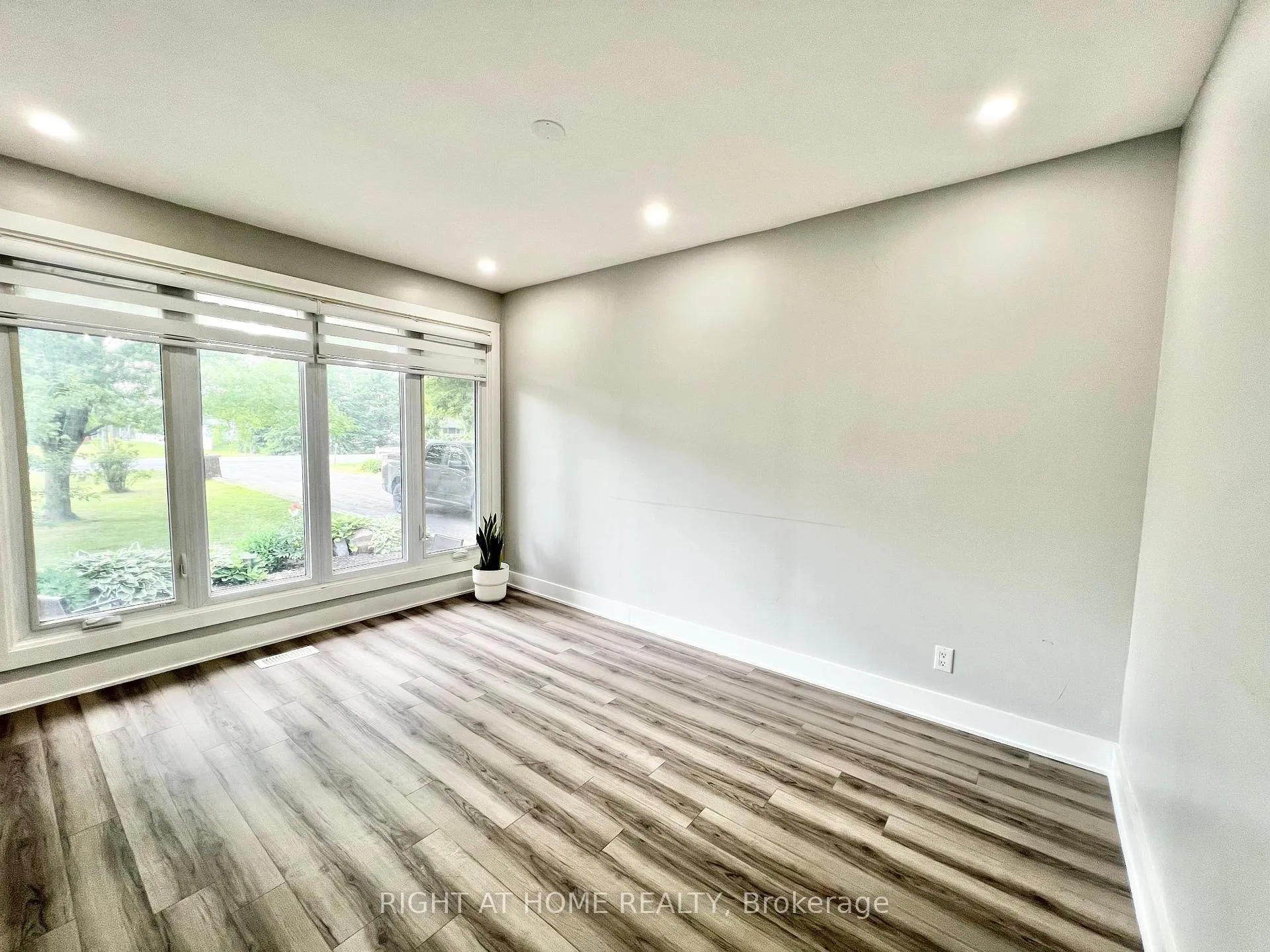 Photo 13 of 6181 Malakoff Road, Ottawa, Rideau Twp South To Roger Stevens Drive — HOMEH