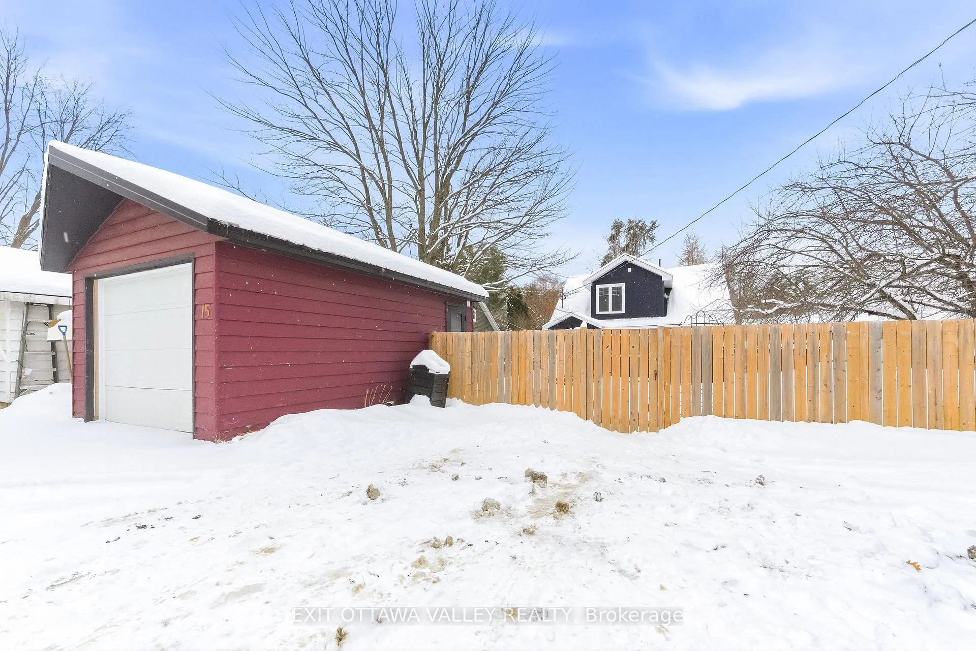 Photo 32 of 15 Spruce Crescent, Deep River — HOMEH