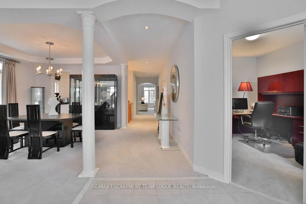 Photo 4 of 4184 Kane Crescent, Burlington, Rose — HOMEH