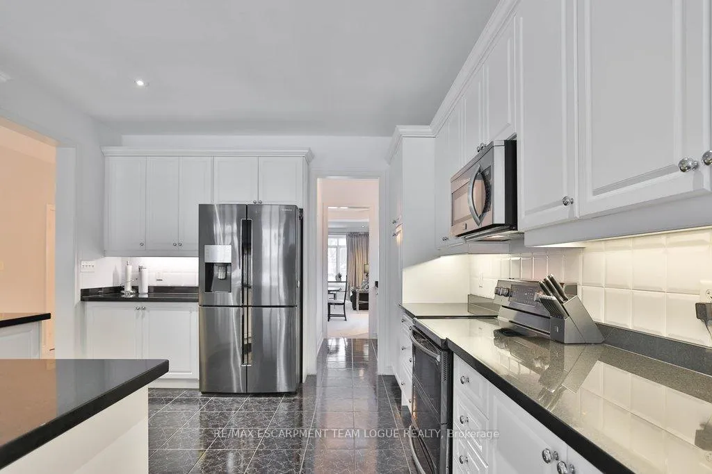 Photo 12 of 4184 Kane Crescent, Burlington, Rose — HOMEH