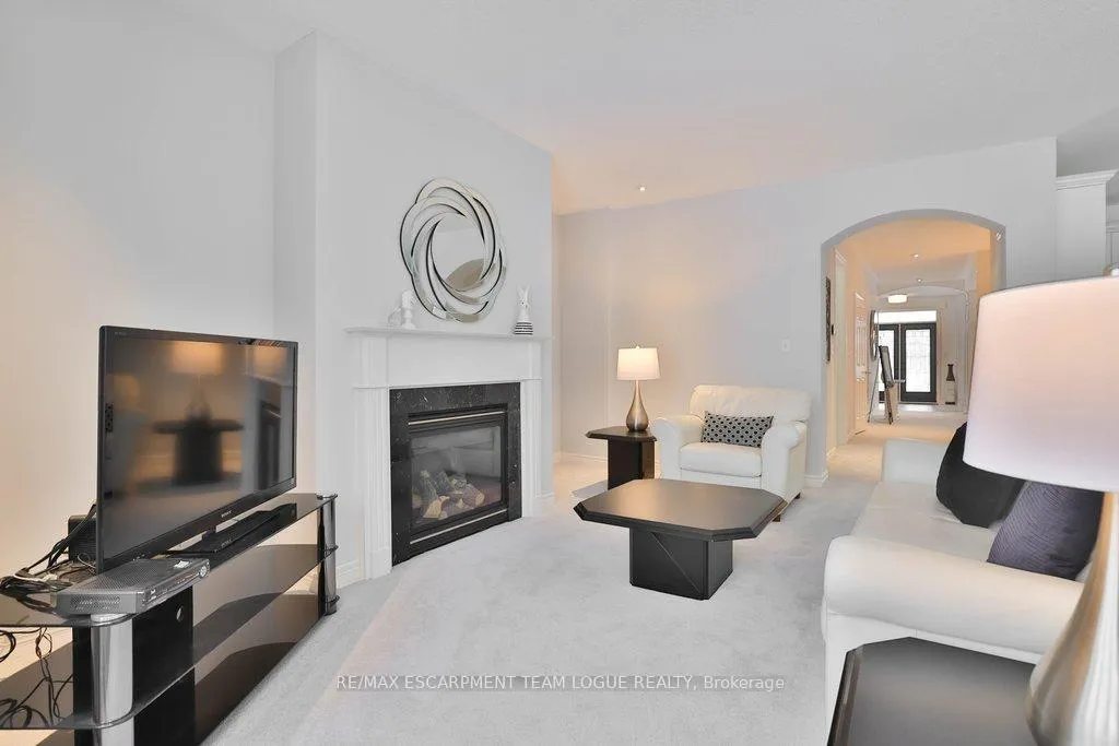 Photo 20 of 4184 Kane Crescent, Burlington, Rose — HOMEH