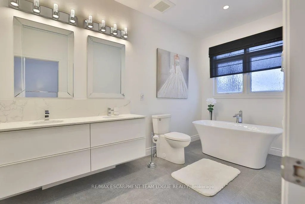 Photo 25 of 4184 Kane Crescent, Burlington, Rose — HOMEH