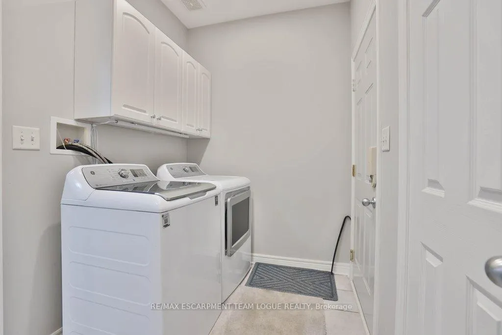 Photo 33 of 4184 Kane Crescent, Burlington, Rose — HOMEH