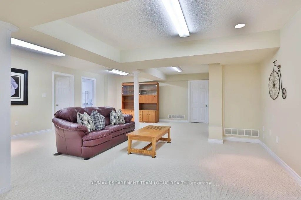Photo 36 of 4184 Kane Crescent, Burlington, Rose — HOMEH