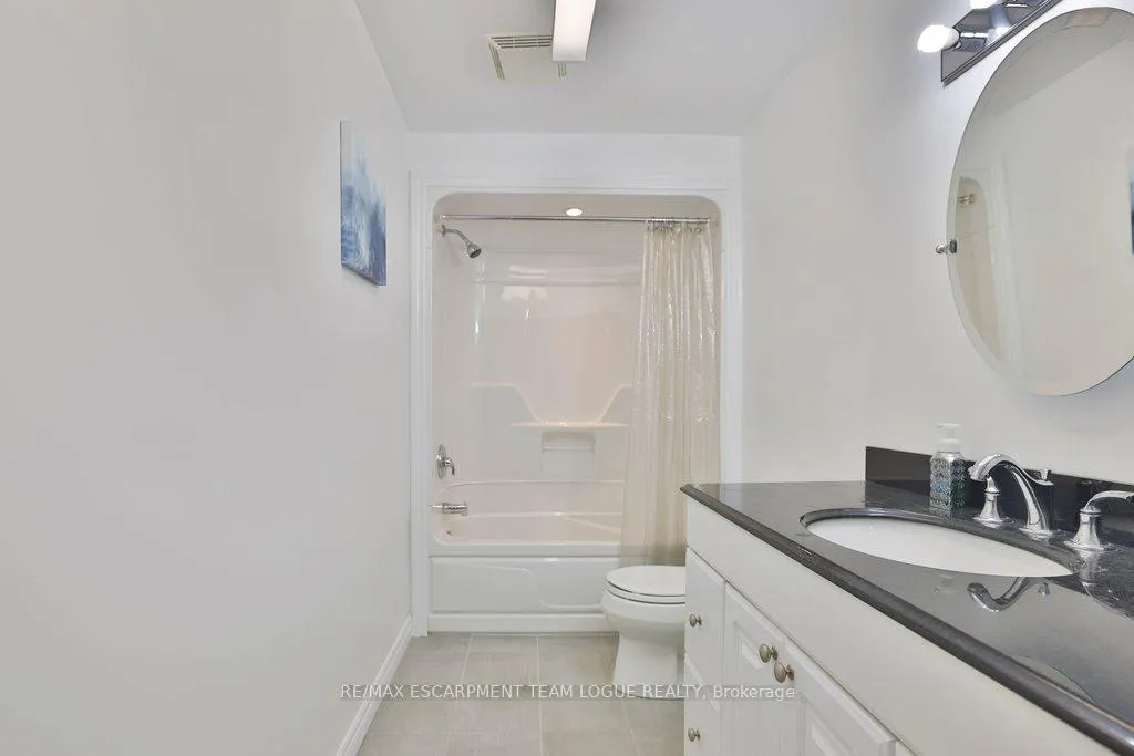 Photo 43 of 4184 Kane Crescent, Burlington, Rose — HOMEH