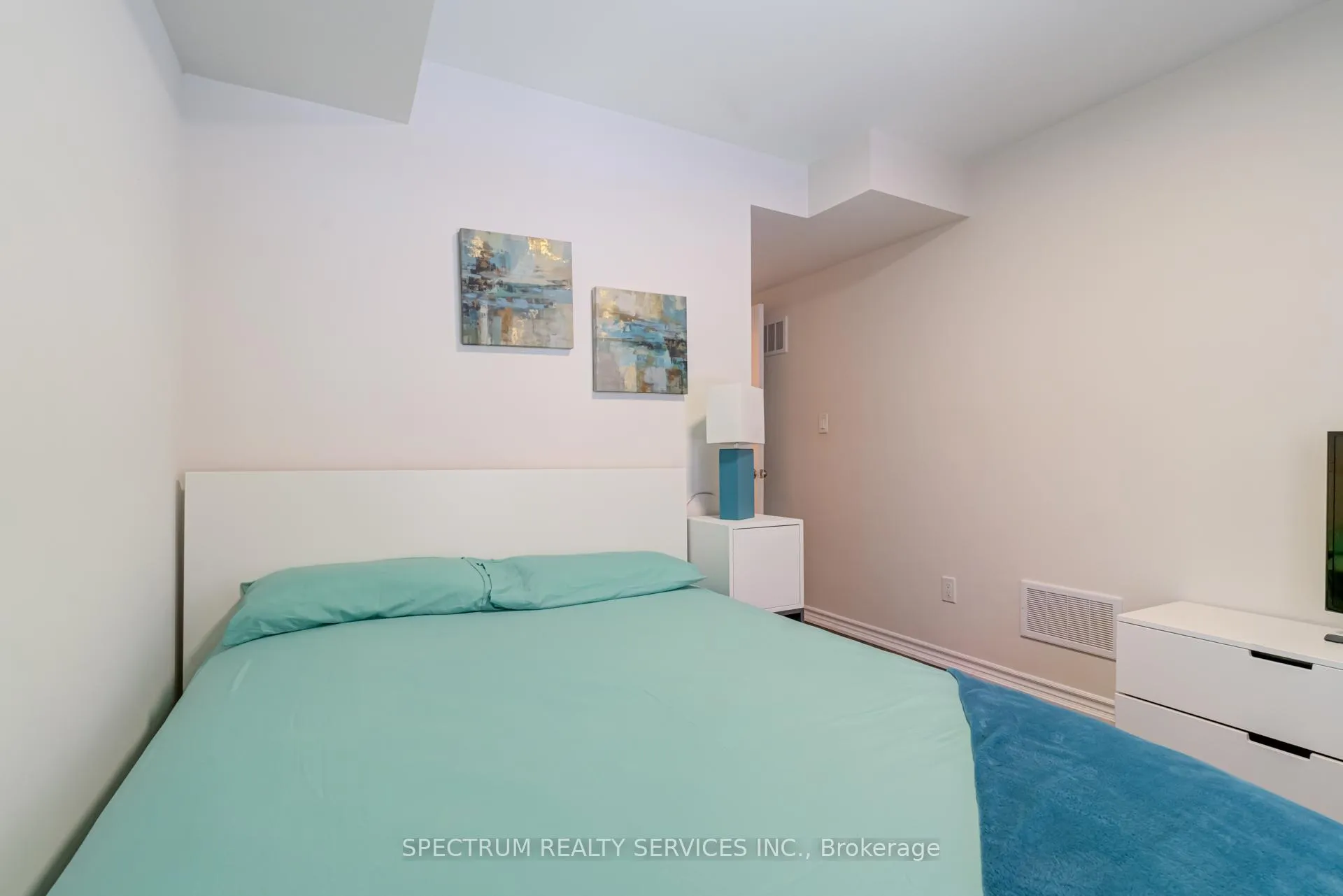 Photo 34 of 23 Sunset Terrace, Vaughan, Vellore Village — HOMEH