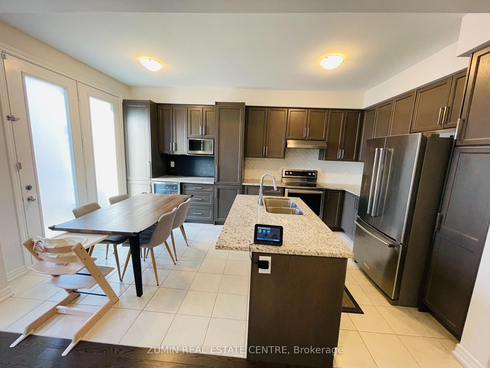 Photo 4 of 3871 Tufgar Crescent, Burlington, Alton — HOMEH