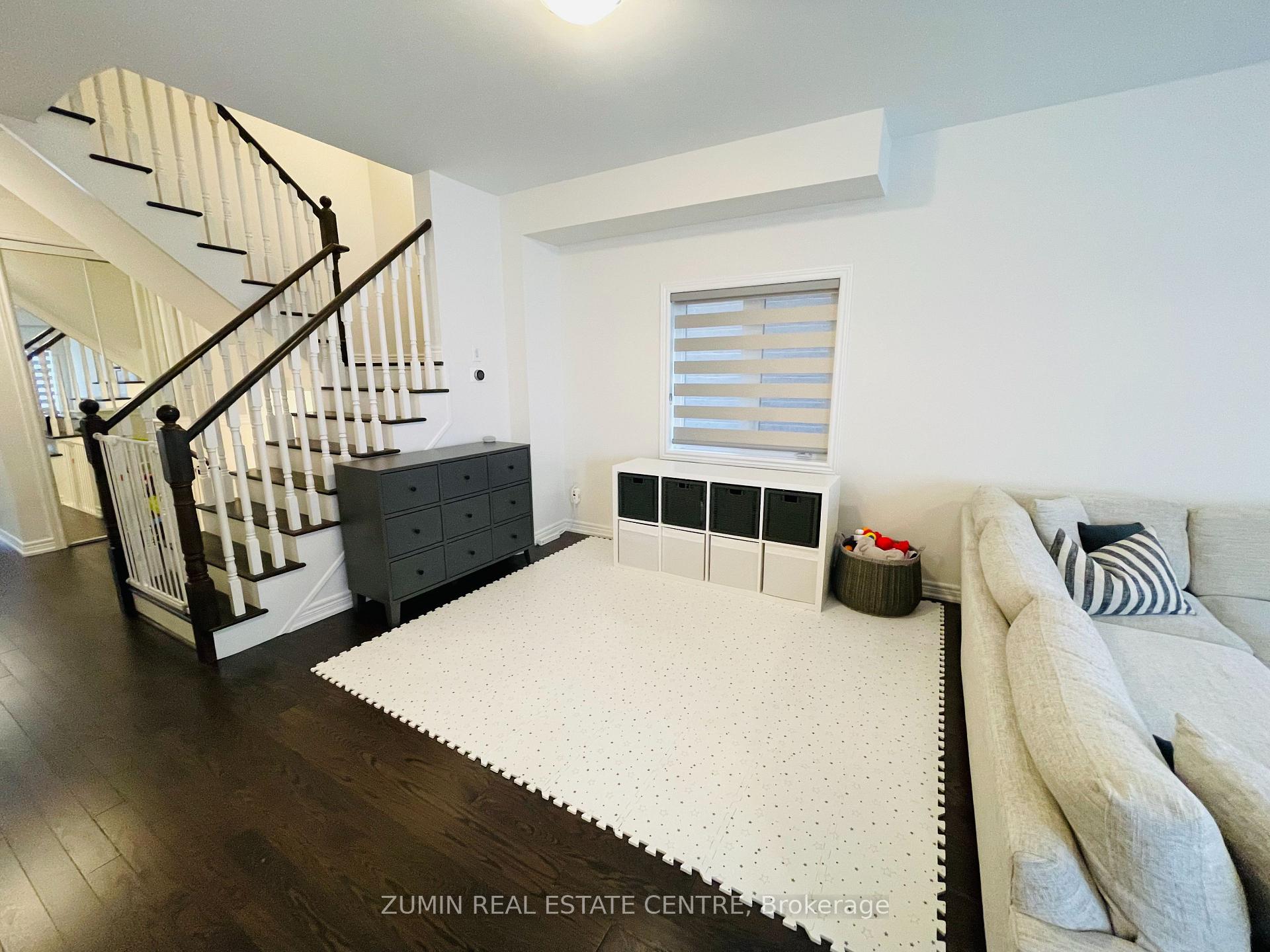 Photo 12 of 3871 Tufgar Crescent, Burlington, Alton — HOMEH