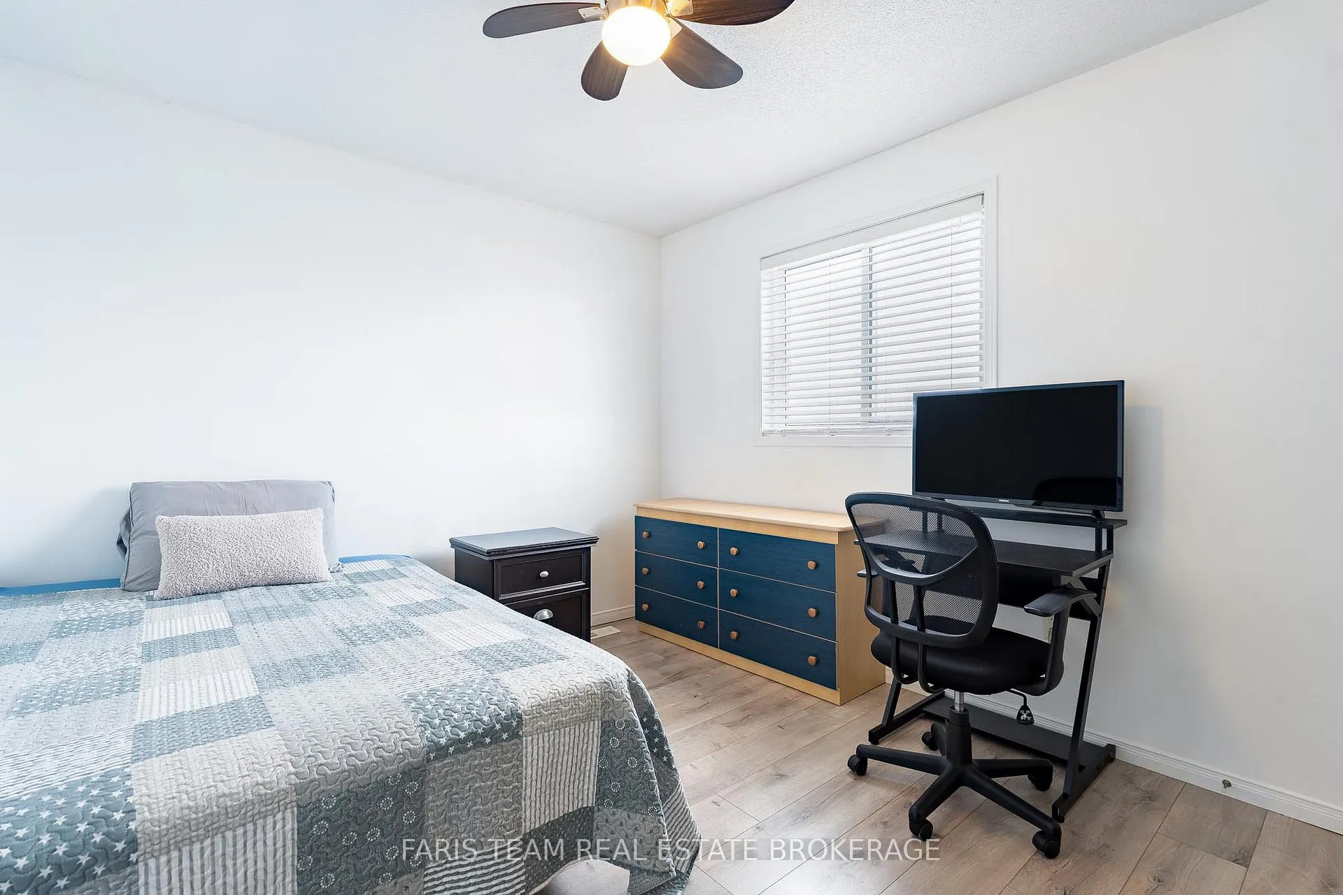 Photo 24 of 7 Round Leaf Court, Barrie, Holly — HOMEH