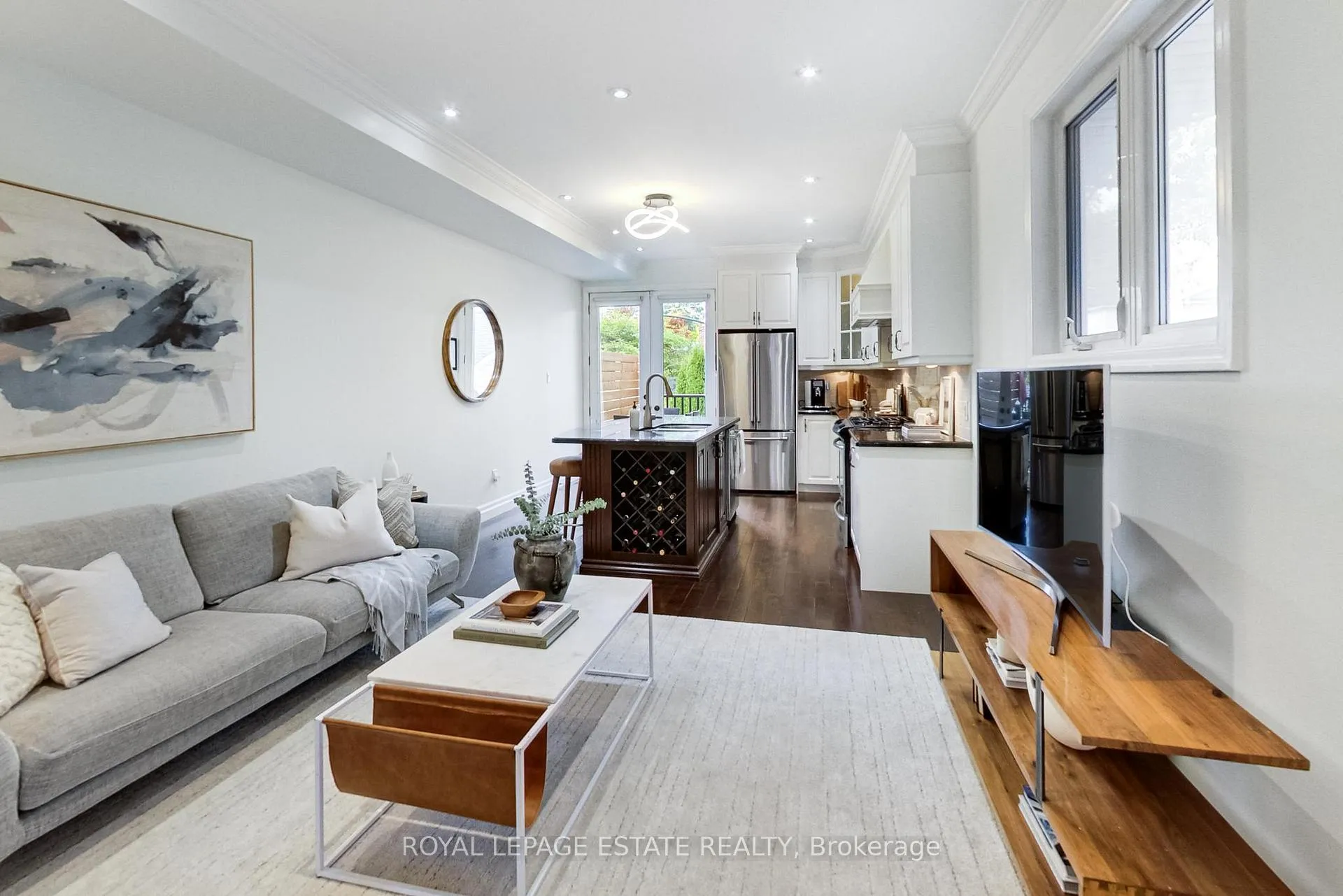 Photo 9 of 20 Westbrook Avenue, Toronto, Woodbine-Lumsden — HOMEH