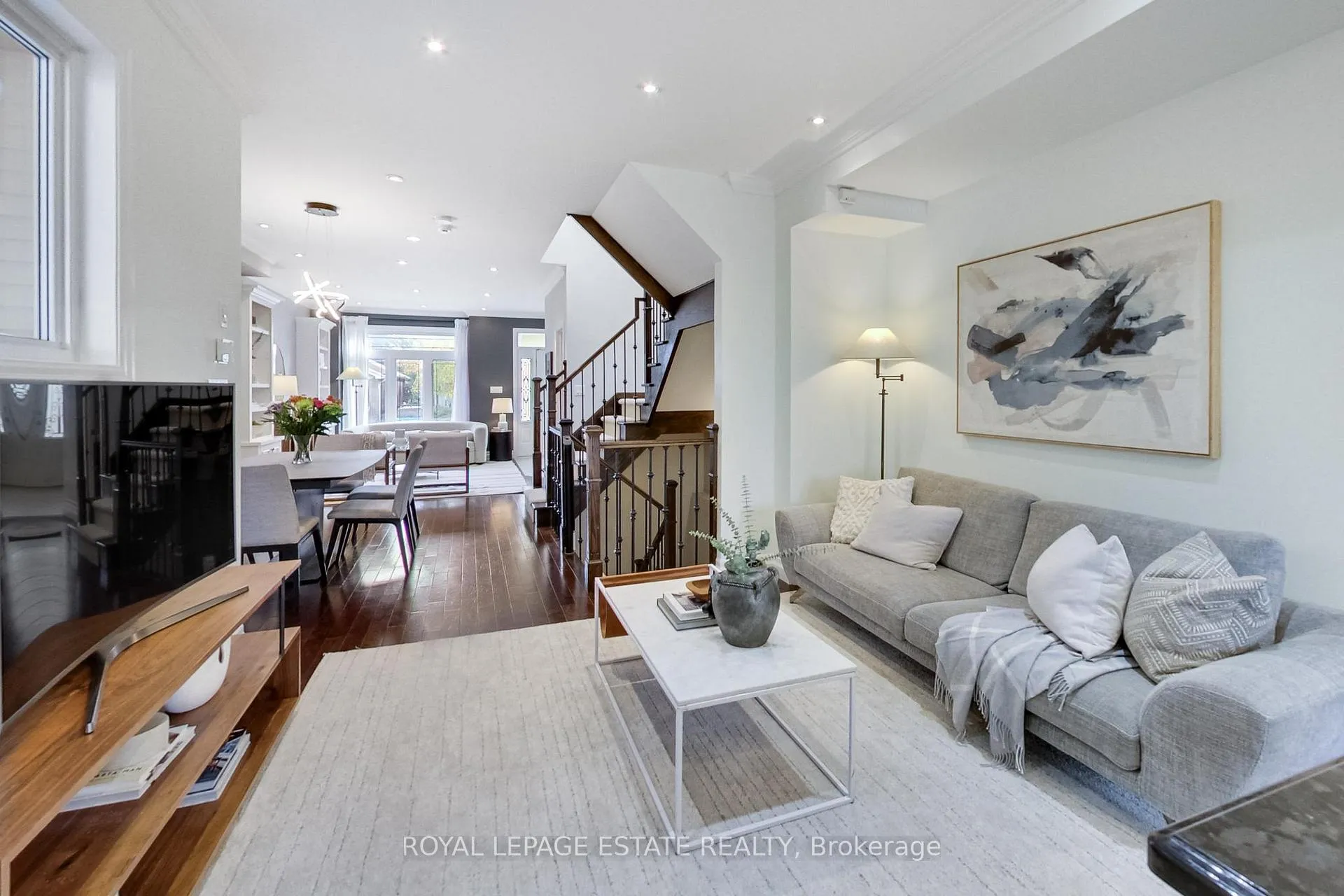 Photo 10 of 20 Westbrook Avenue, Toronto, Woodbine-Lumsden — HOMEH