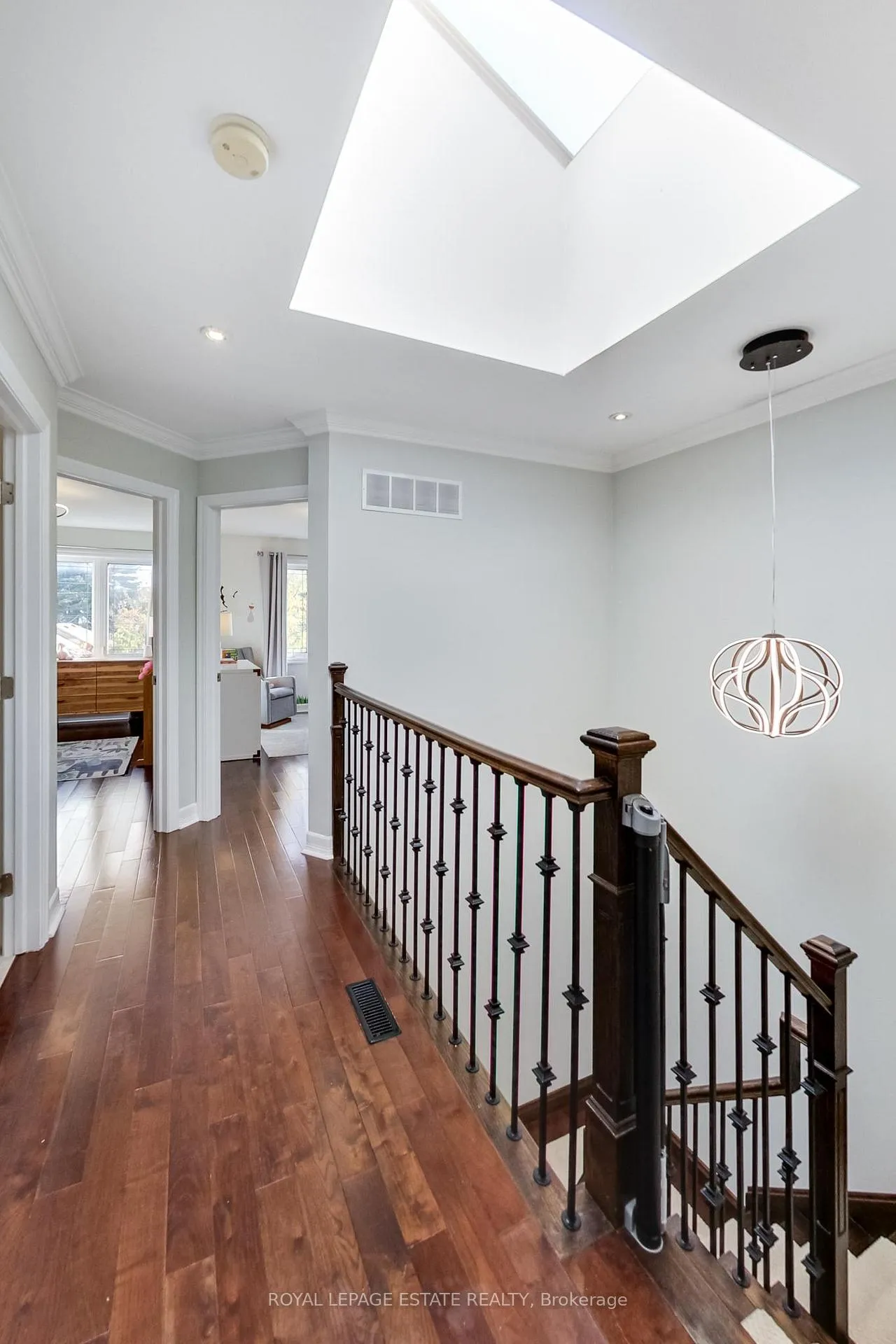 Photo 15 of 20 Westbrook Avenue, Toronto, Woodbine-Lumsden — HOMEH