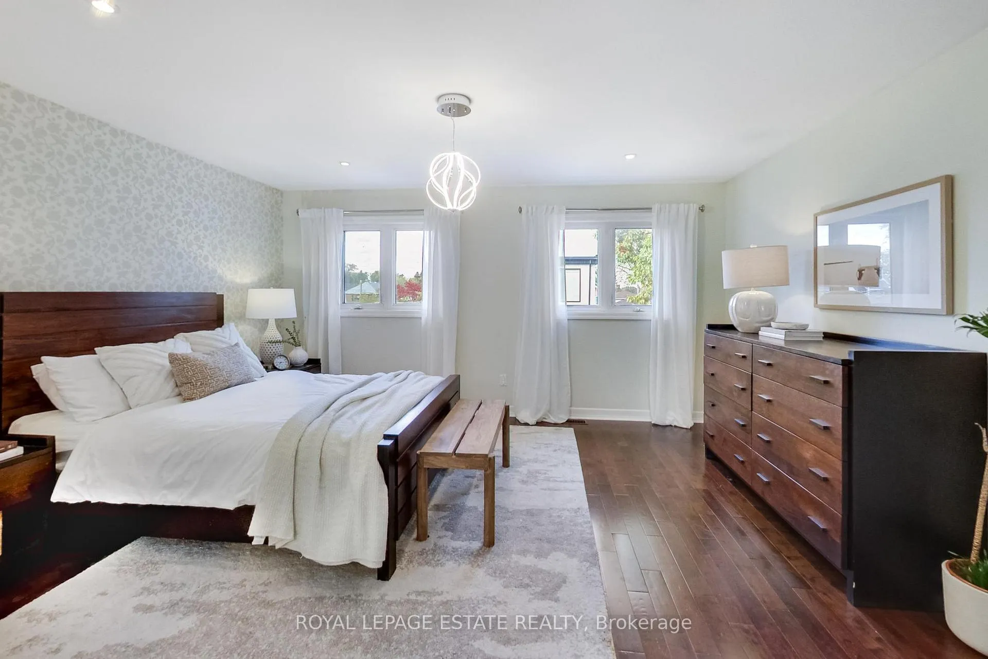 Photo 16 of 20 Westbrook Avenue, Toronto, Woodbine-Lumsden — HOMEH