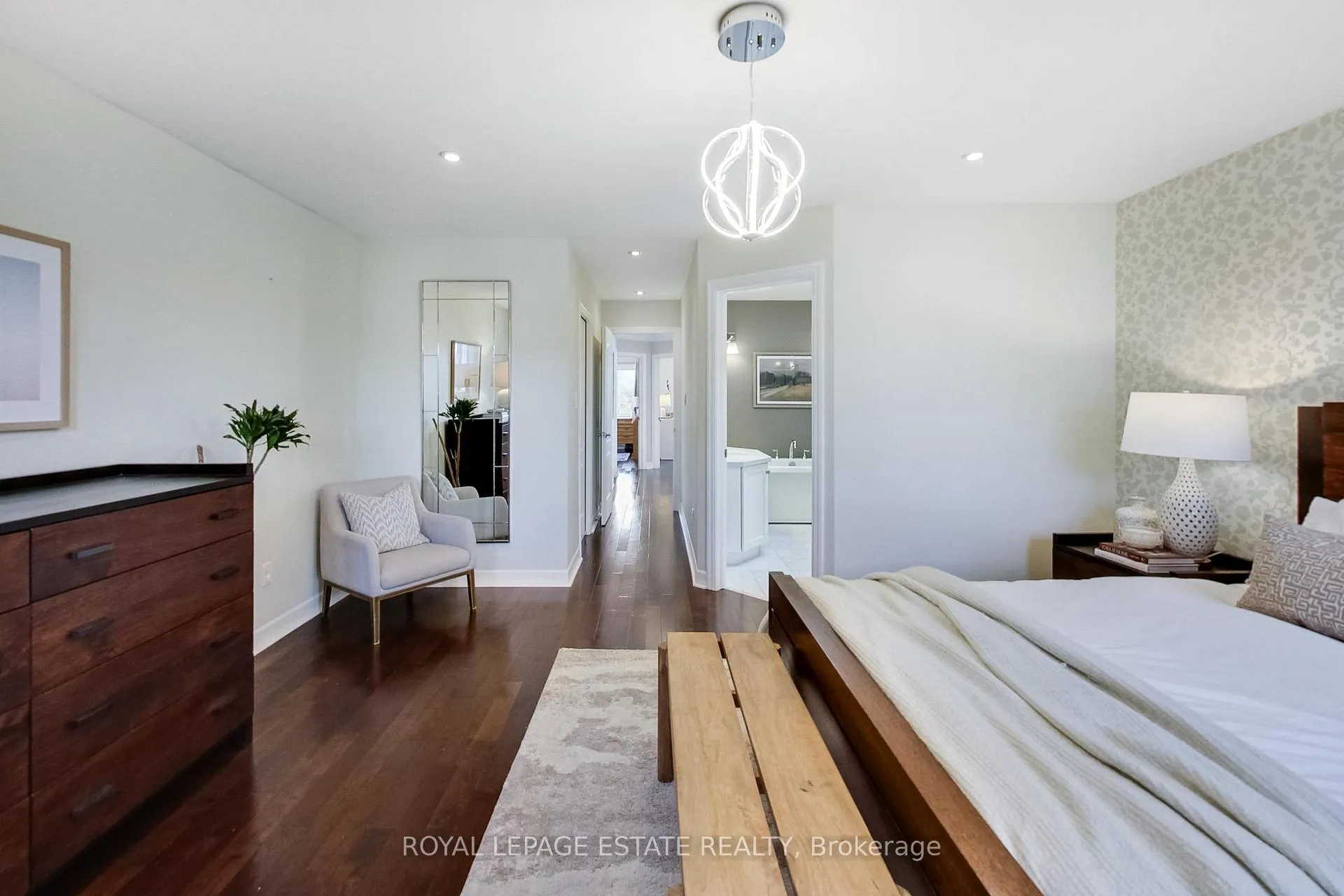 Photo 19 of 20 Westbrook Avenue, Toronto, Woodbine-Lumsden — HOMEH