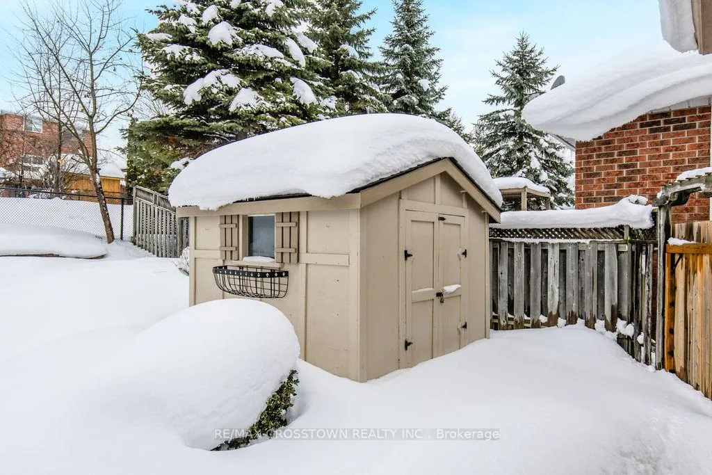 Photo 35 of 38 Brookfield Crescent, Barrie, Bayshore — HOMEH