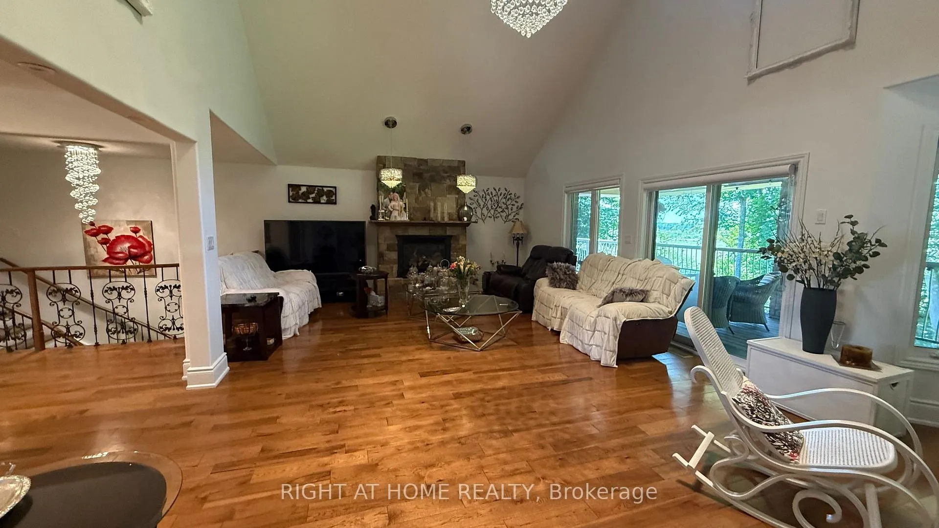 Photo 11 of 1453 Millennium Court, Kingston, City North of 401 — HOMEH