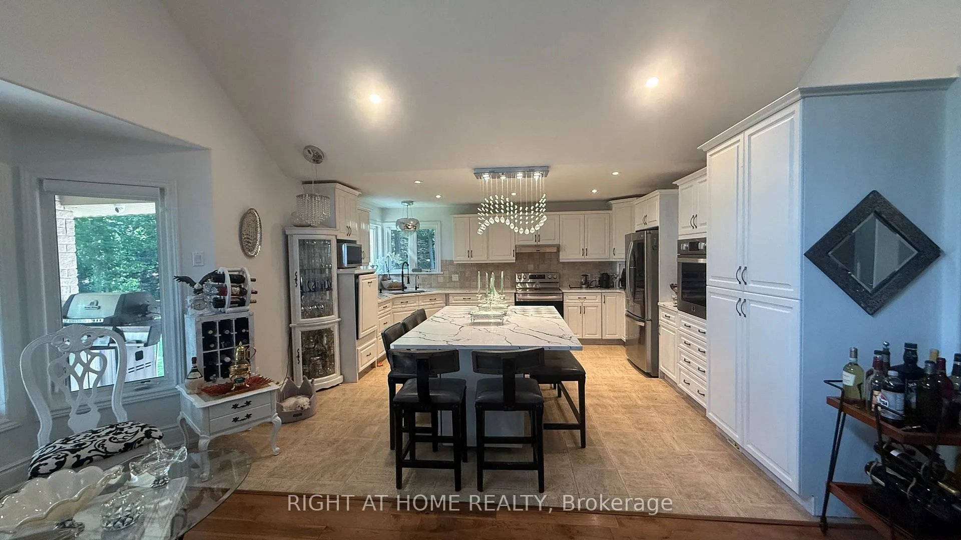 Photo 13 of 1453 Millennium Court, Kingston, City North of 401 — HOMEH