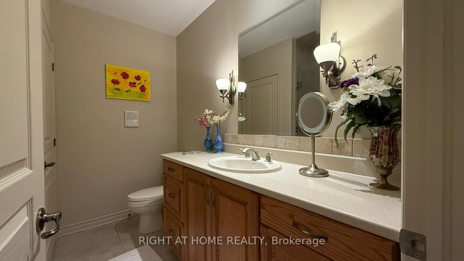 Photo 23 of 1453 Millennium Court, Kingston, City North of 401 — HOMEH
