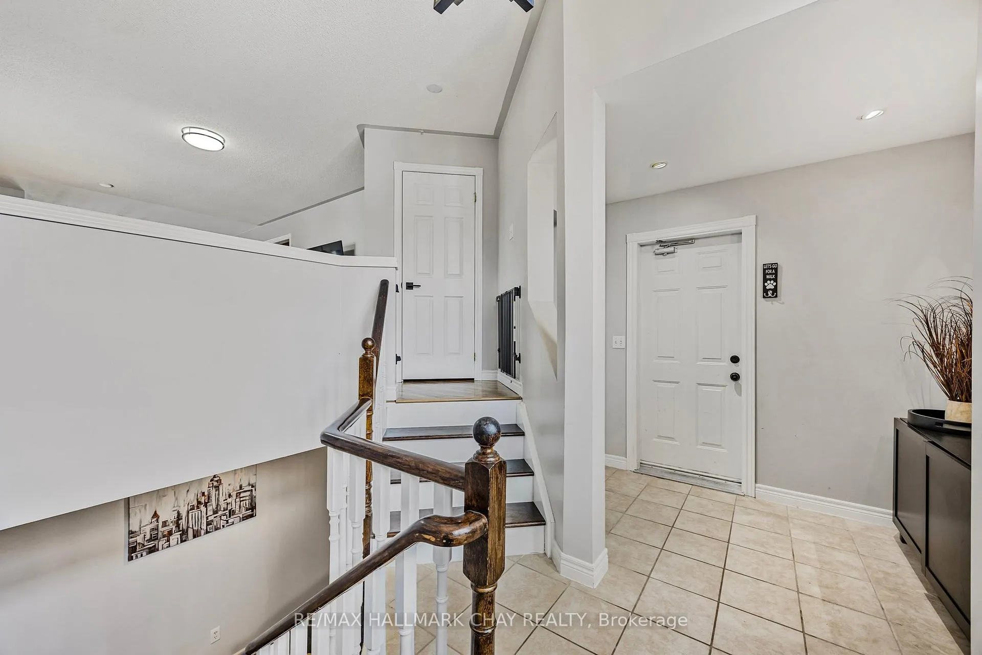 Photo 15 of 20 Seline Crescent, Barrie, Painswick South — HOMEH