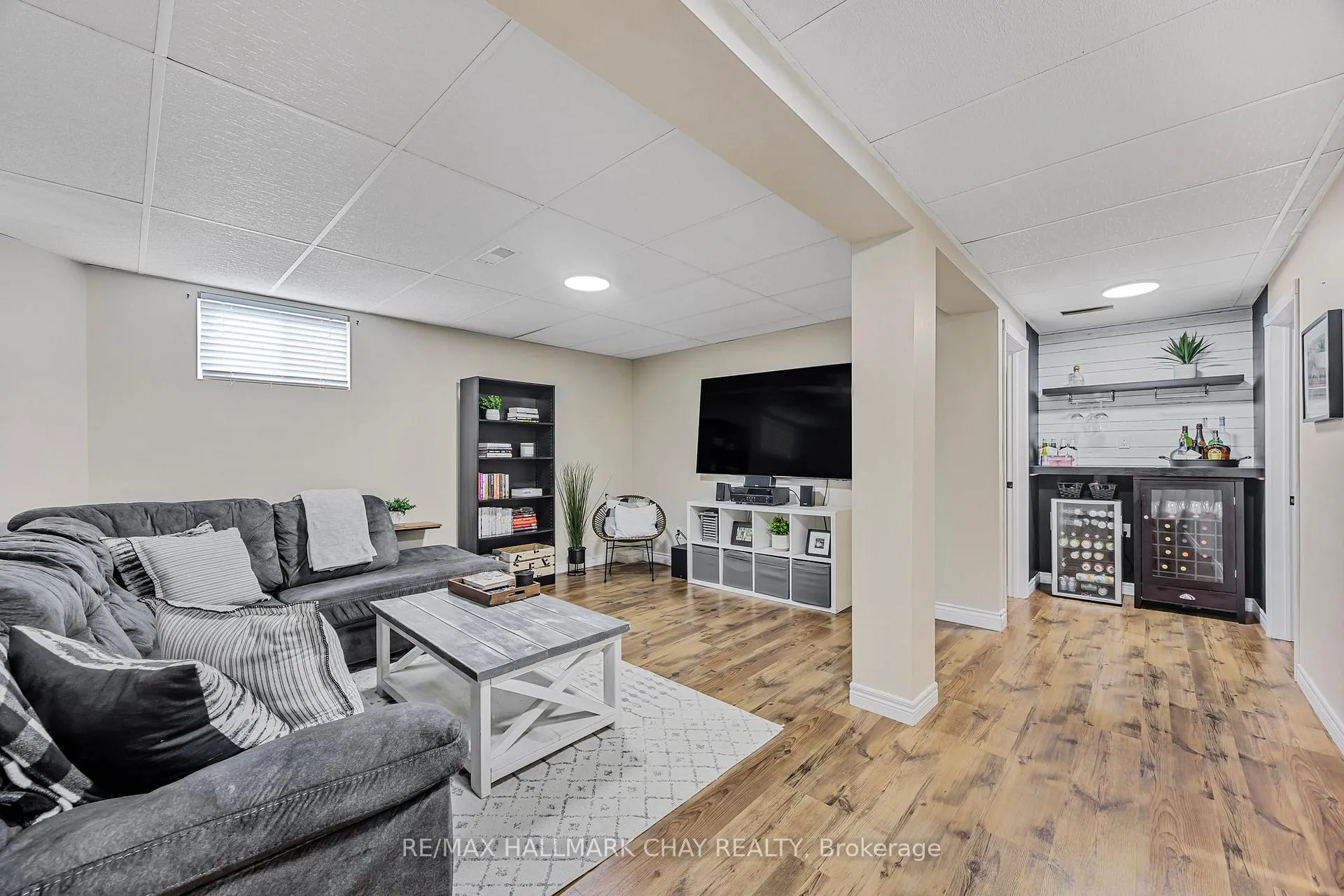 Photo 17 of 20 Seline Crescent, Barrie, Painswick South — HOMEH