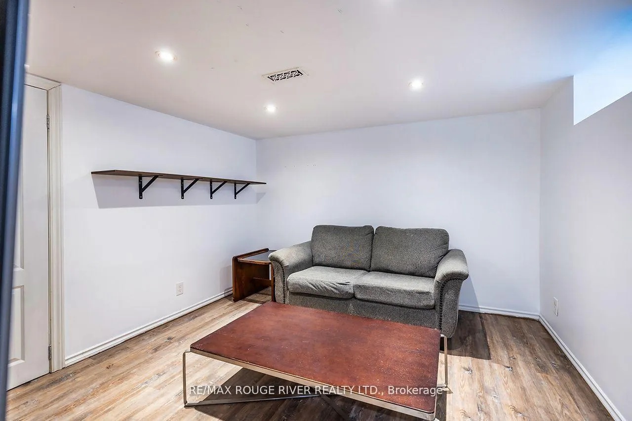 Photo 17 of 8 Birch Crescent, Ajax, Central — HOMEH