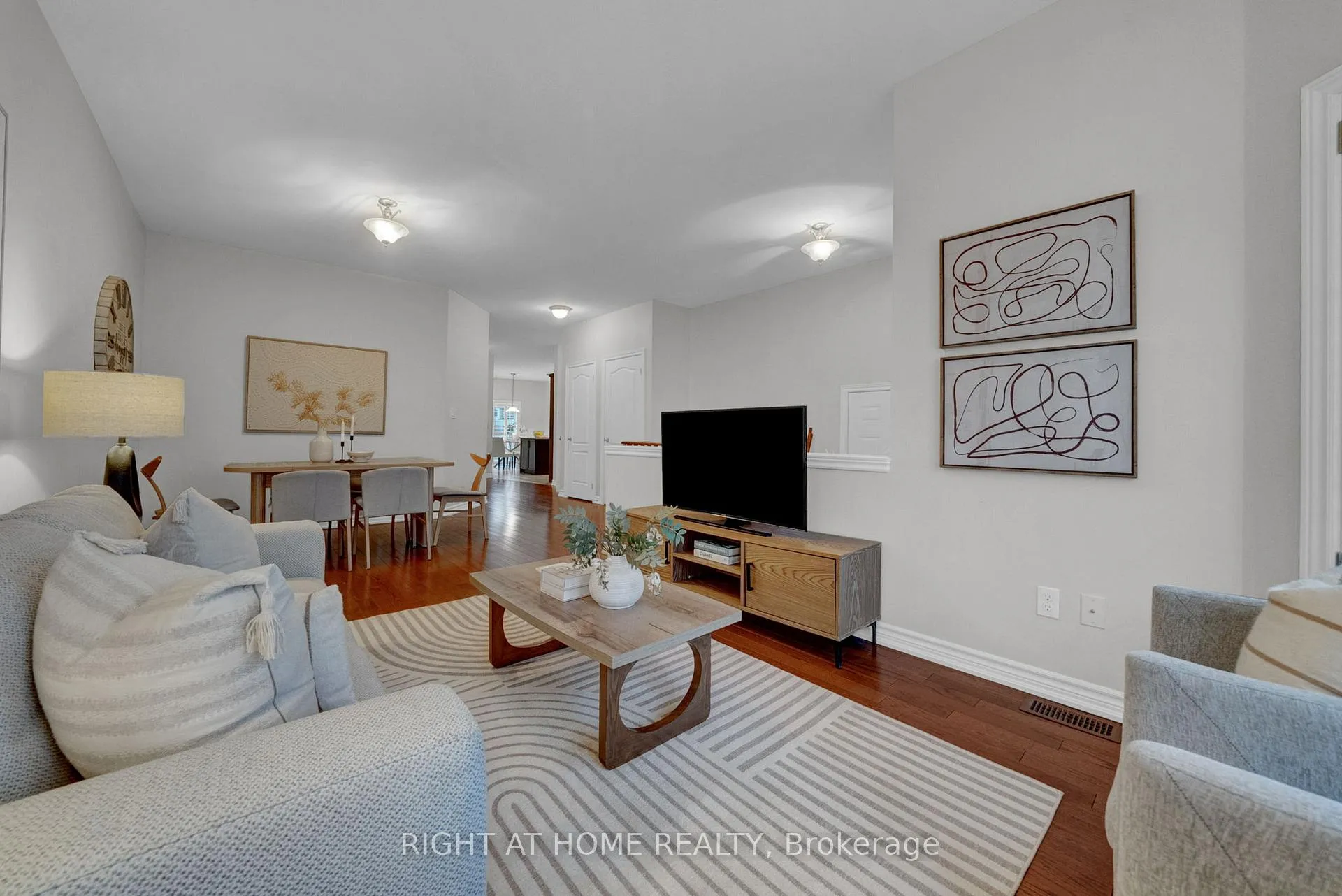 Photo 11 of 1645 Whitestone Drive, Oshawa, Samac — HOMEH