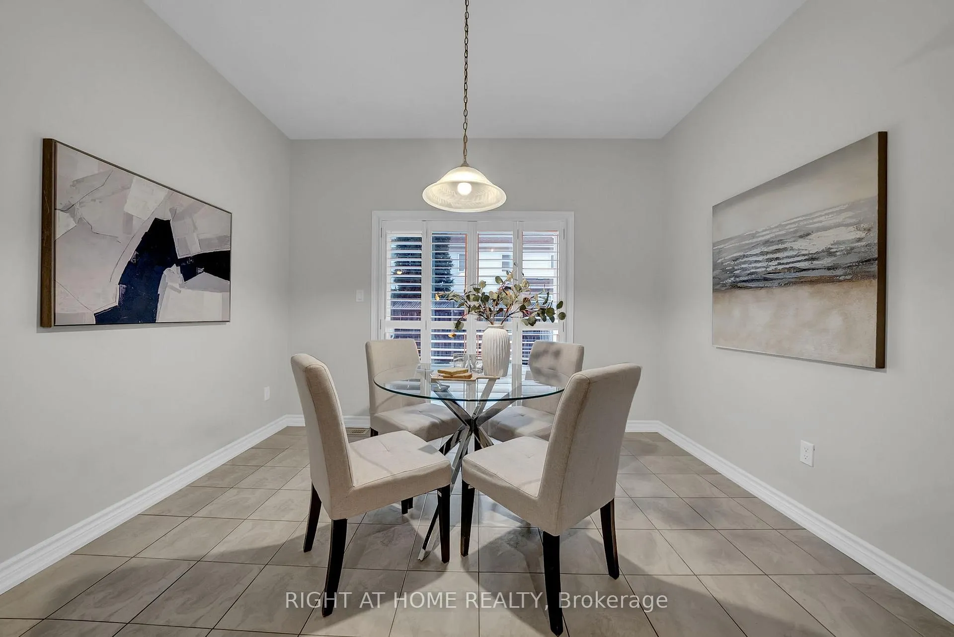 Photo 16 of 1645 Whitestone Drive, Oshawa, Samac — HOMEH