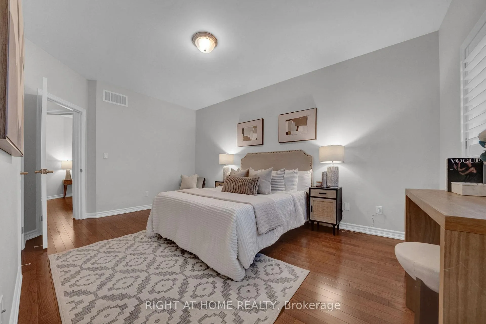 Photo 24 of 1645 Whitestone Drive, Oshawa, Samac — HOMEH