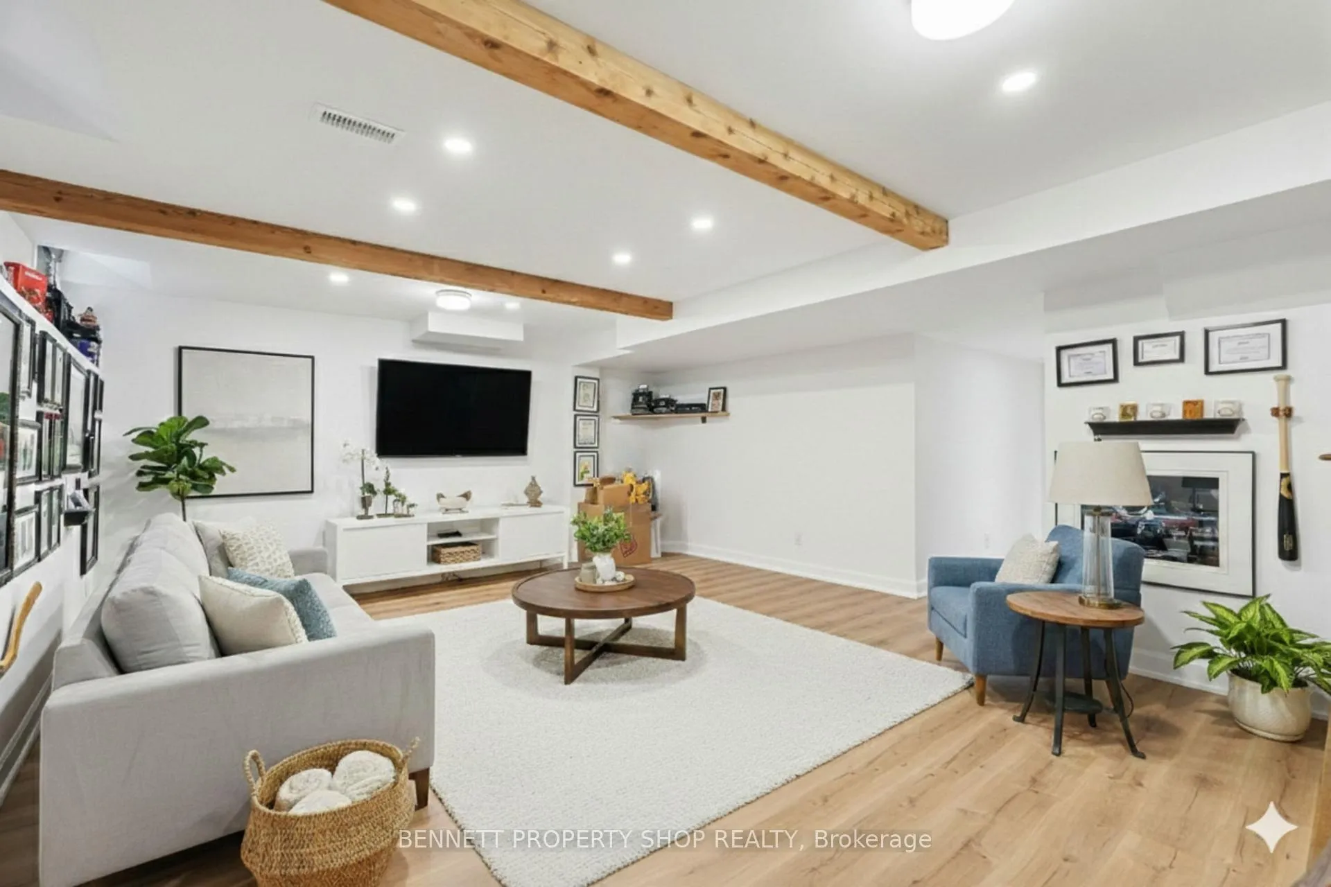 Photo 13 of 427 Montserrat Street, Ottawa, Stittsville (North) — HOMEH