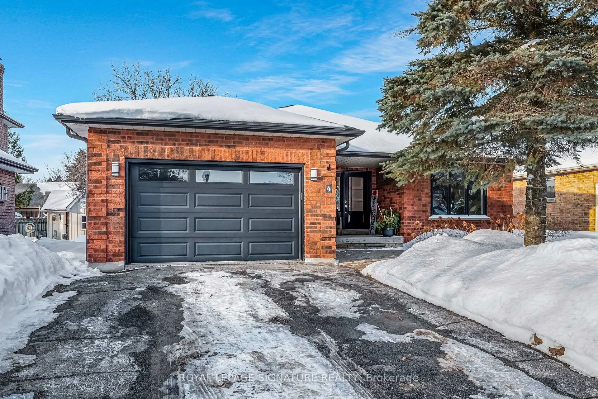 Photo 1 of 4 Enzo Crescent, Uxbridge — HOMEH