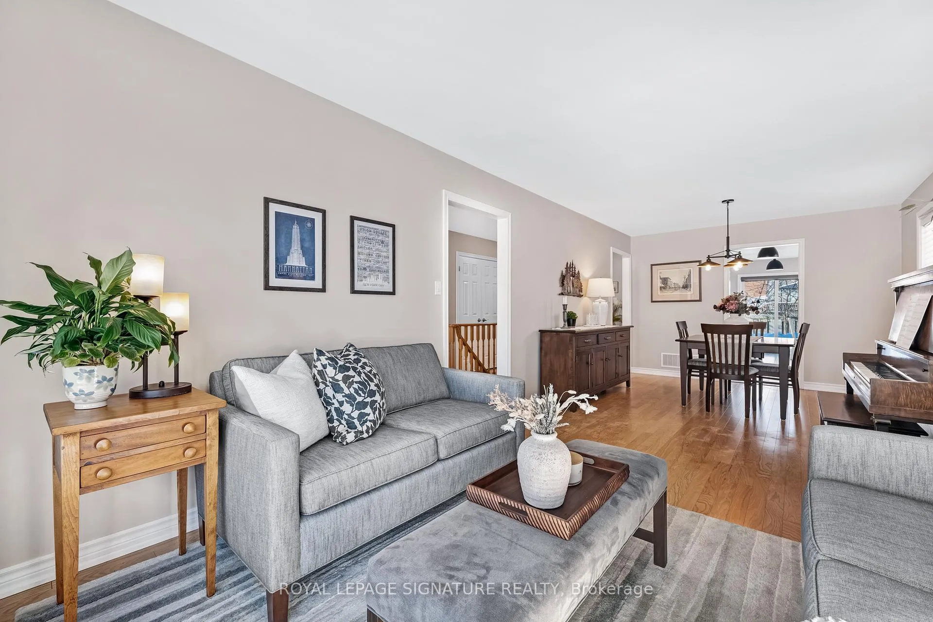 Photo 6 of 4 Enzo Crescent, Uxbridge — HOMEH