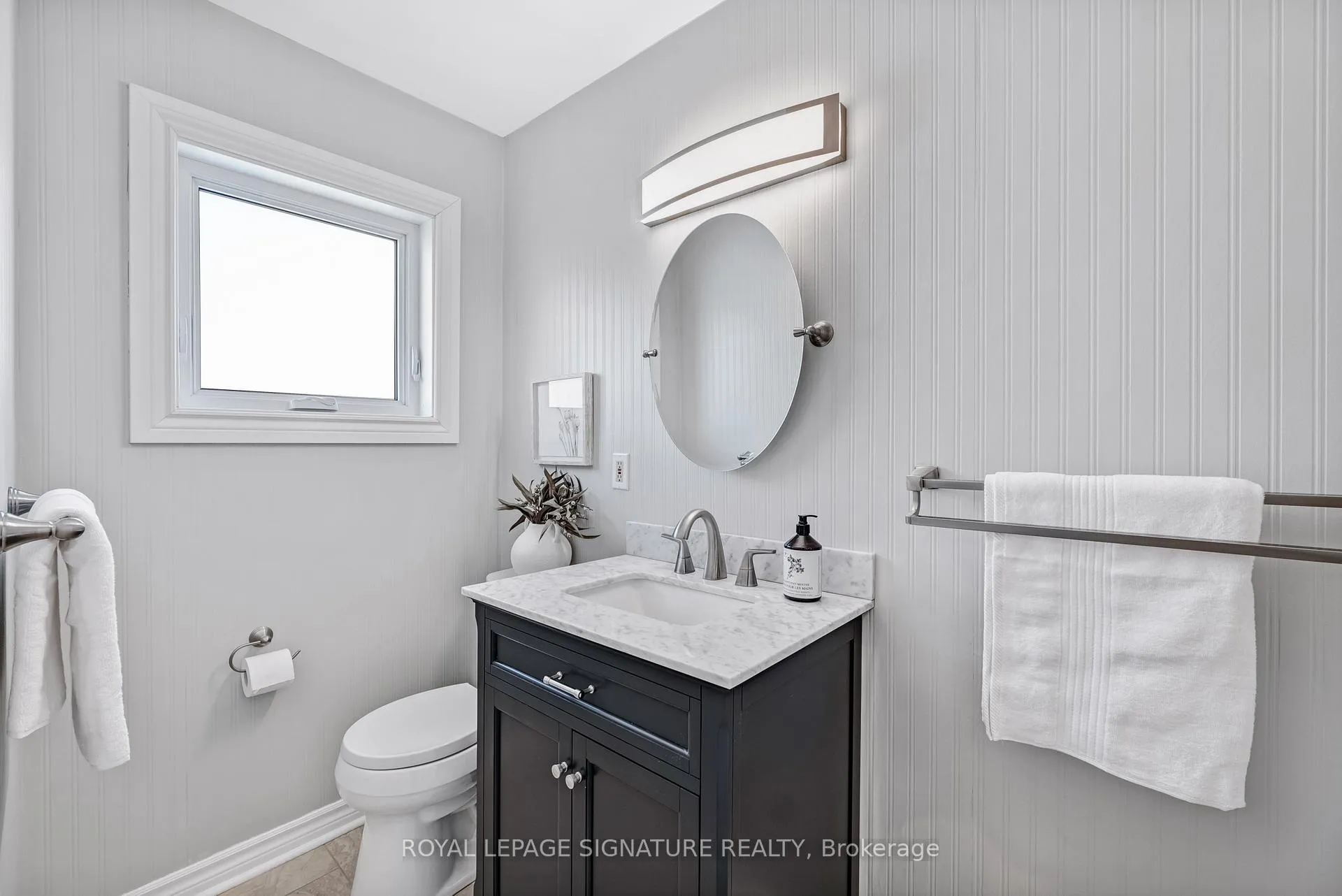 Photo 20 of 4 Enzo Crescent, Uxbridge — HOMEH