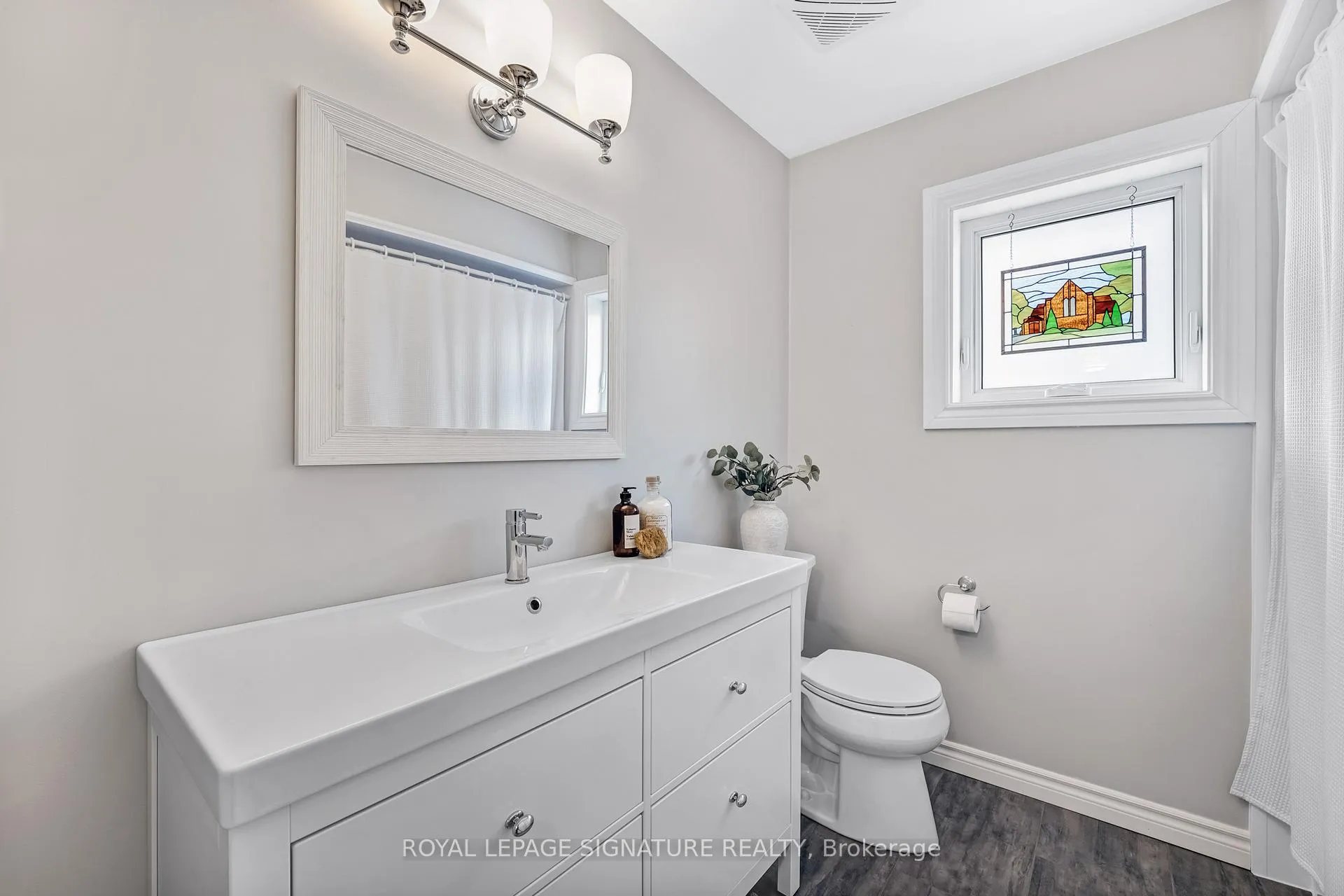 Photo 26 of 4 Enzo Crescent, Uxbridge — HOMEH
